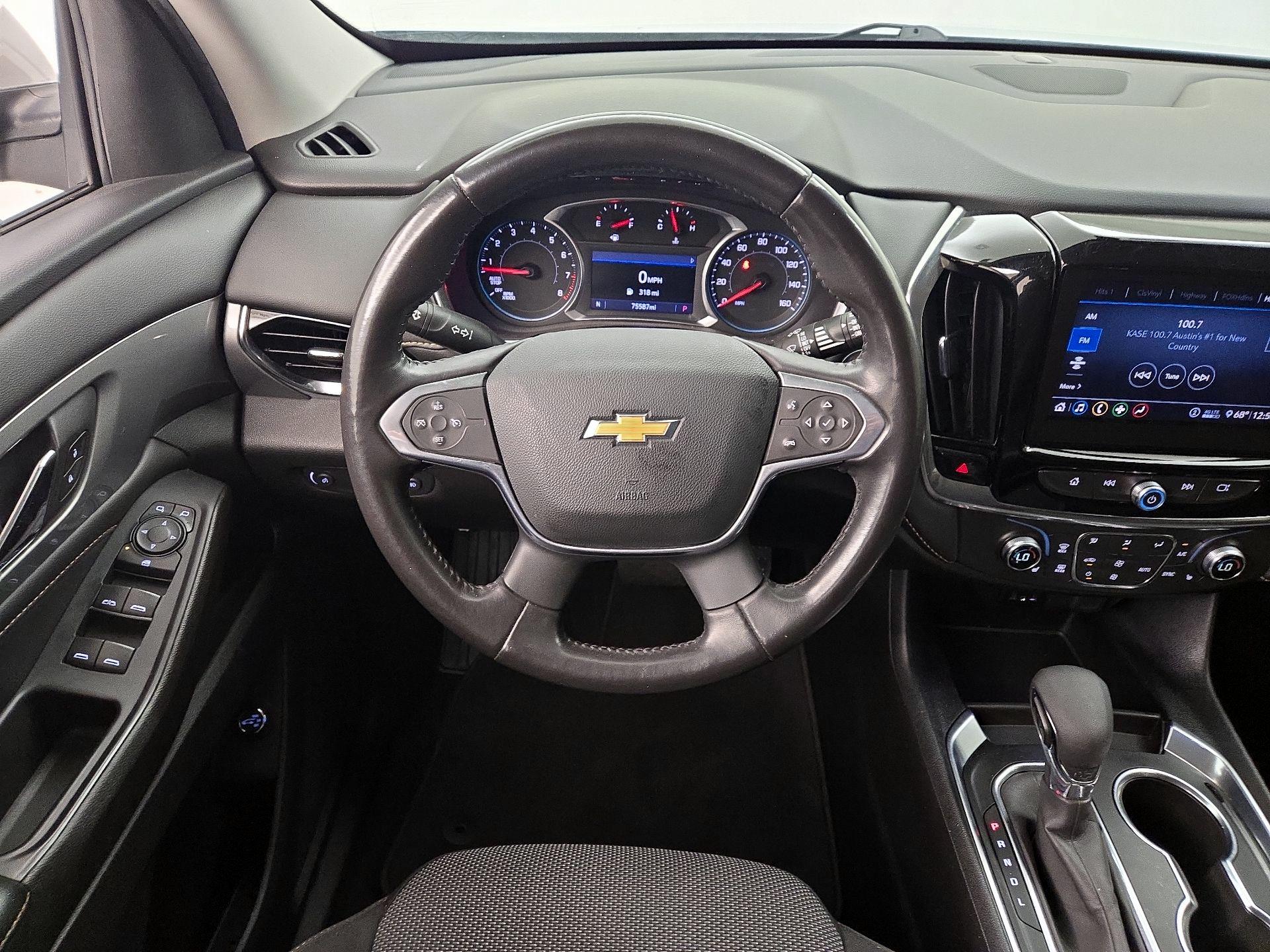 Thumbnail: 2021 Chevrolet Traverse - 10