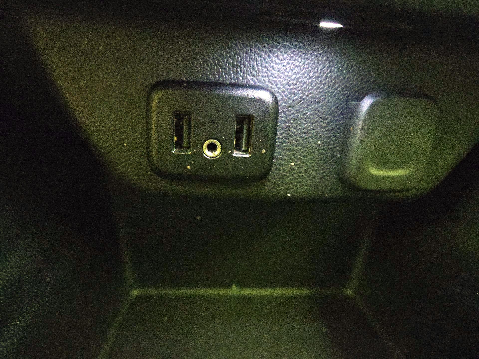 Thumbnail: 2021 Chevrolet Traverse - 18