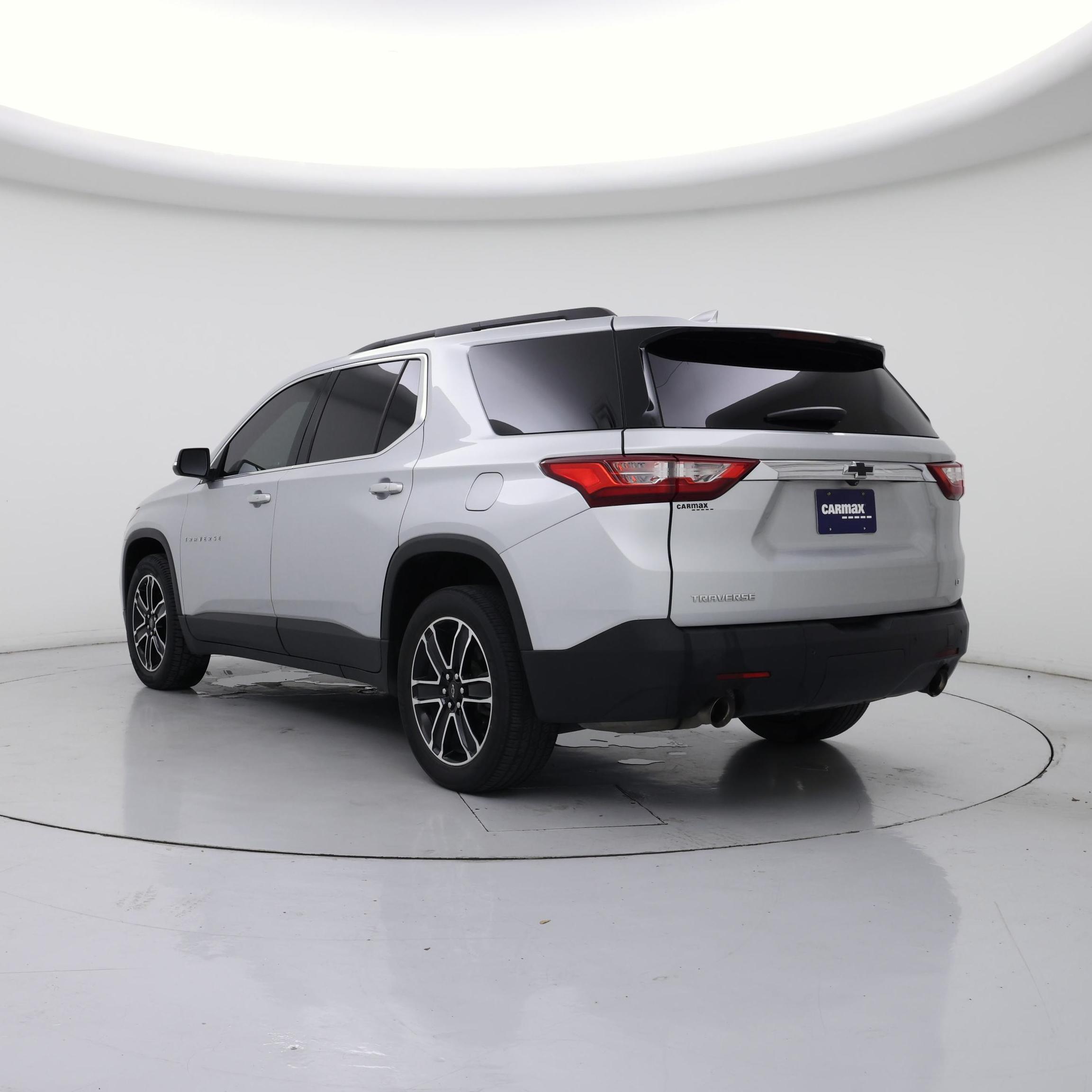 Thumbnail: 2021 Chevrolet Traverse - 2