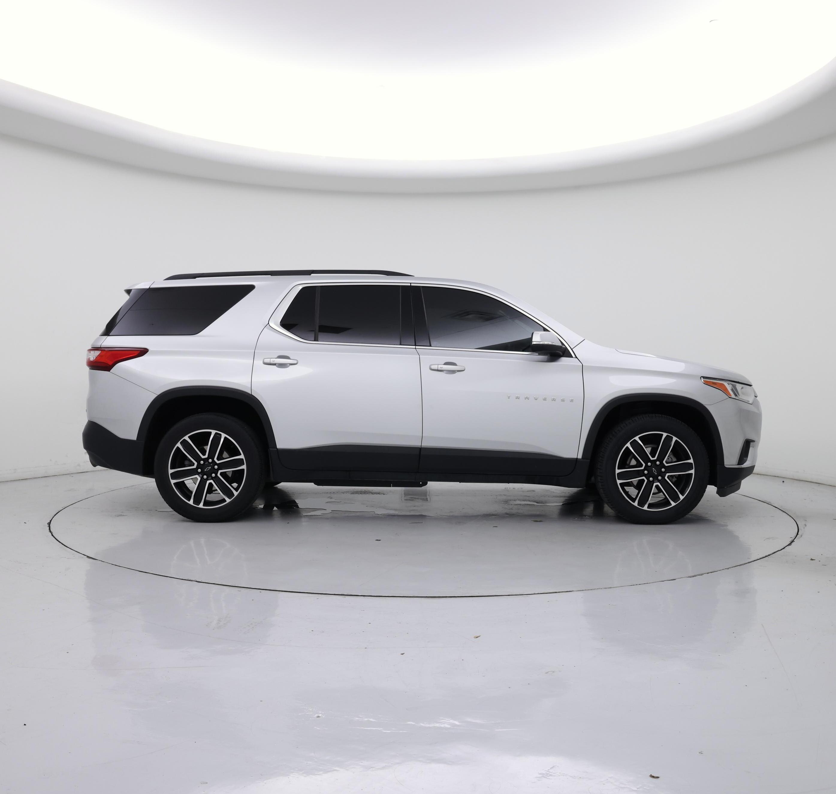 Thumbnail: 2021 Chevrolet Traverse - 7