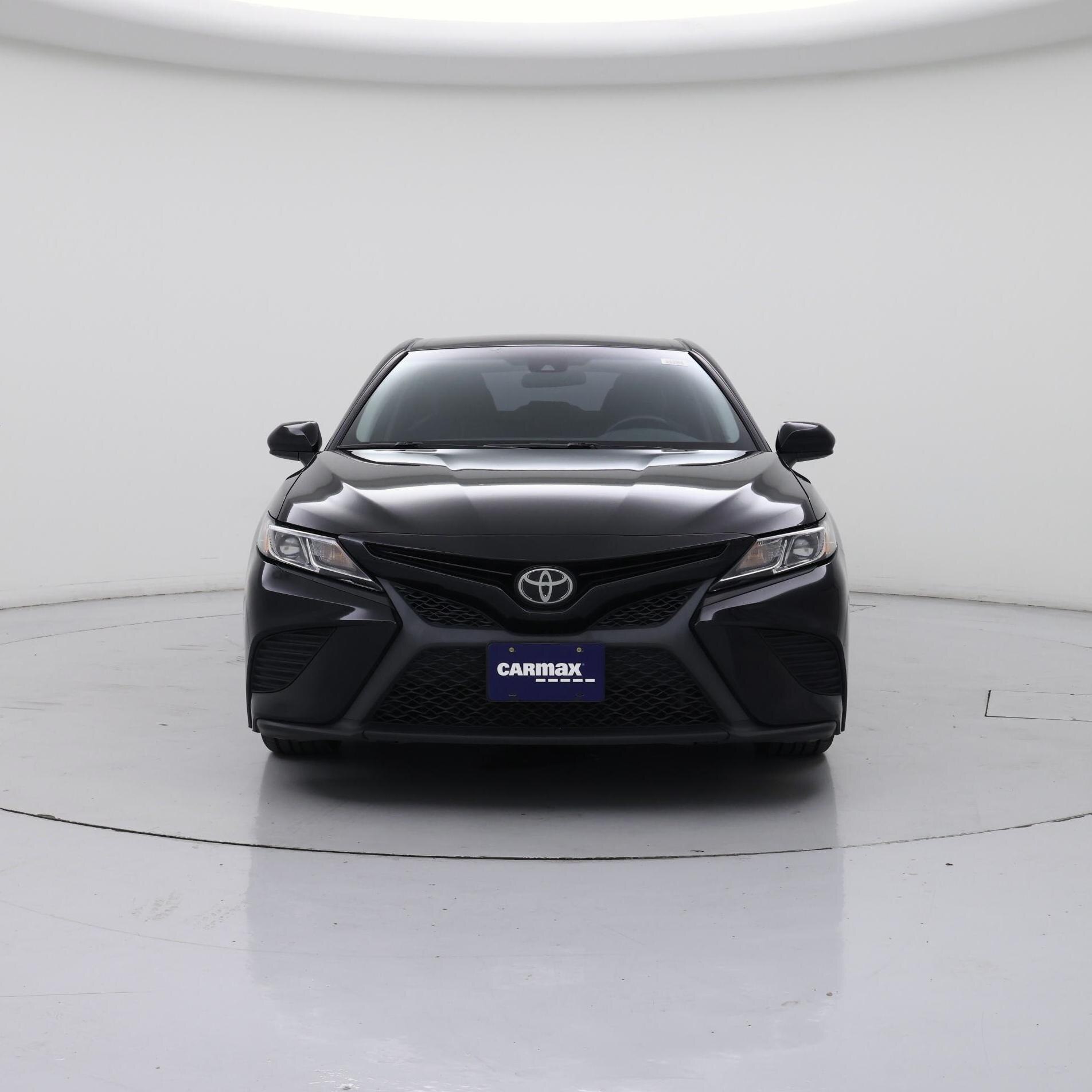 Thumbnail: 2019 Toyota Camry - 5