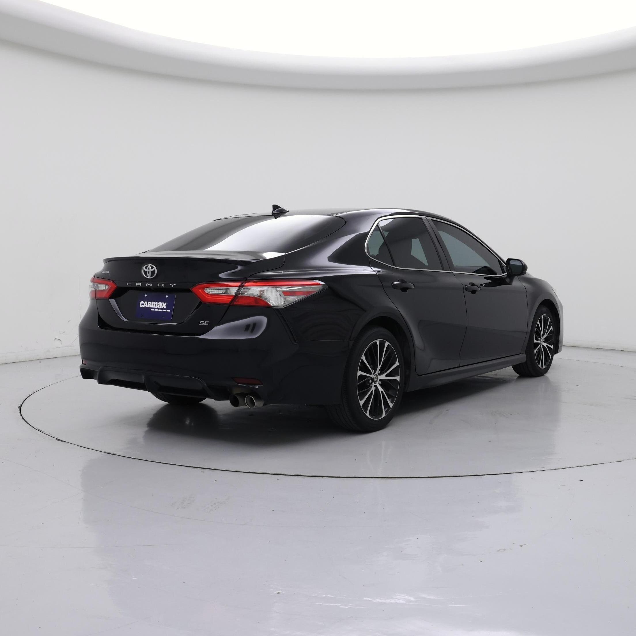 Thumbnail: 2019 Toyota Camry - 8