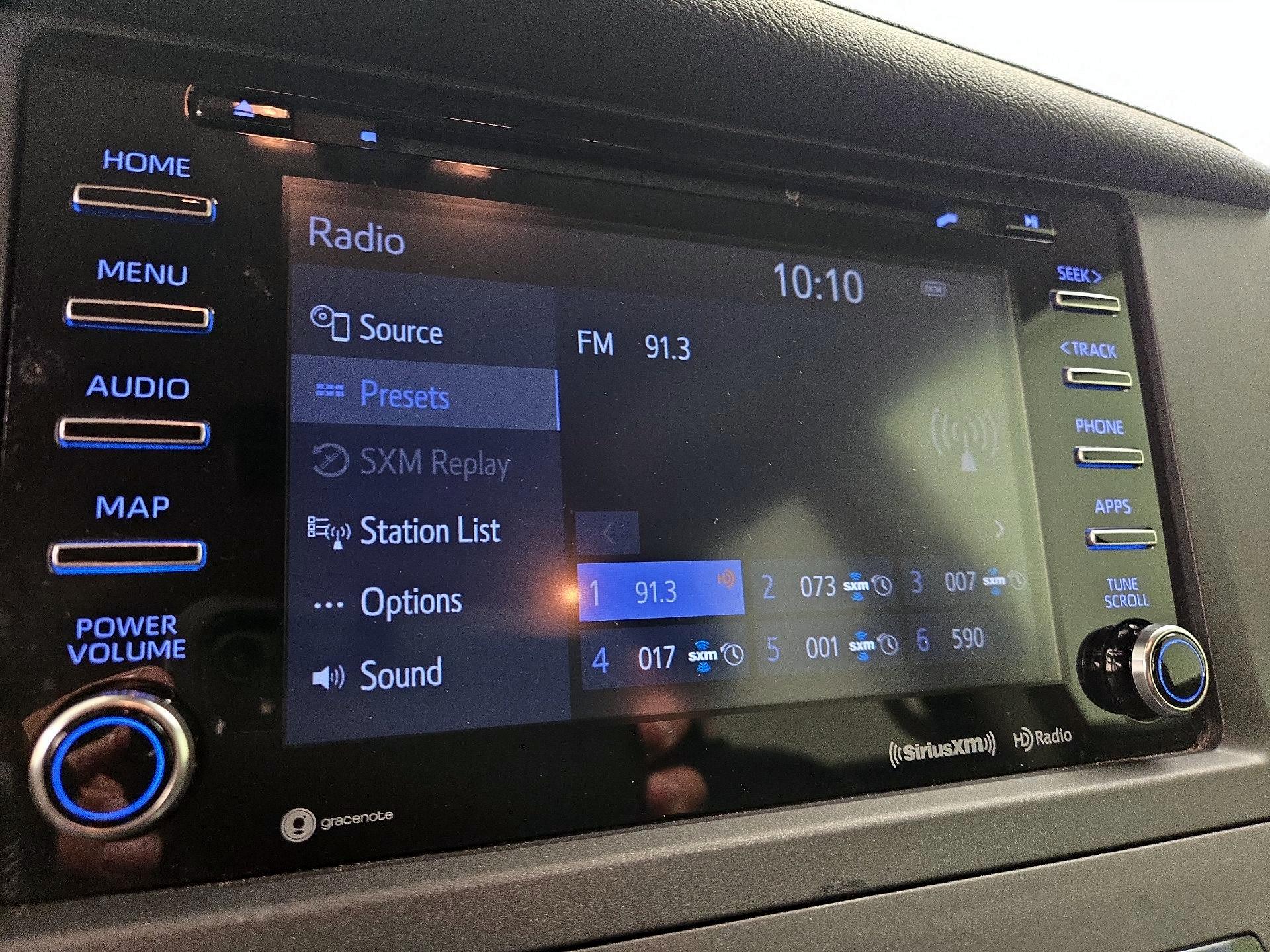 Thumbnail: 2019 Toyota Sienna - 15