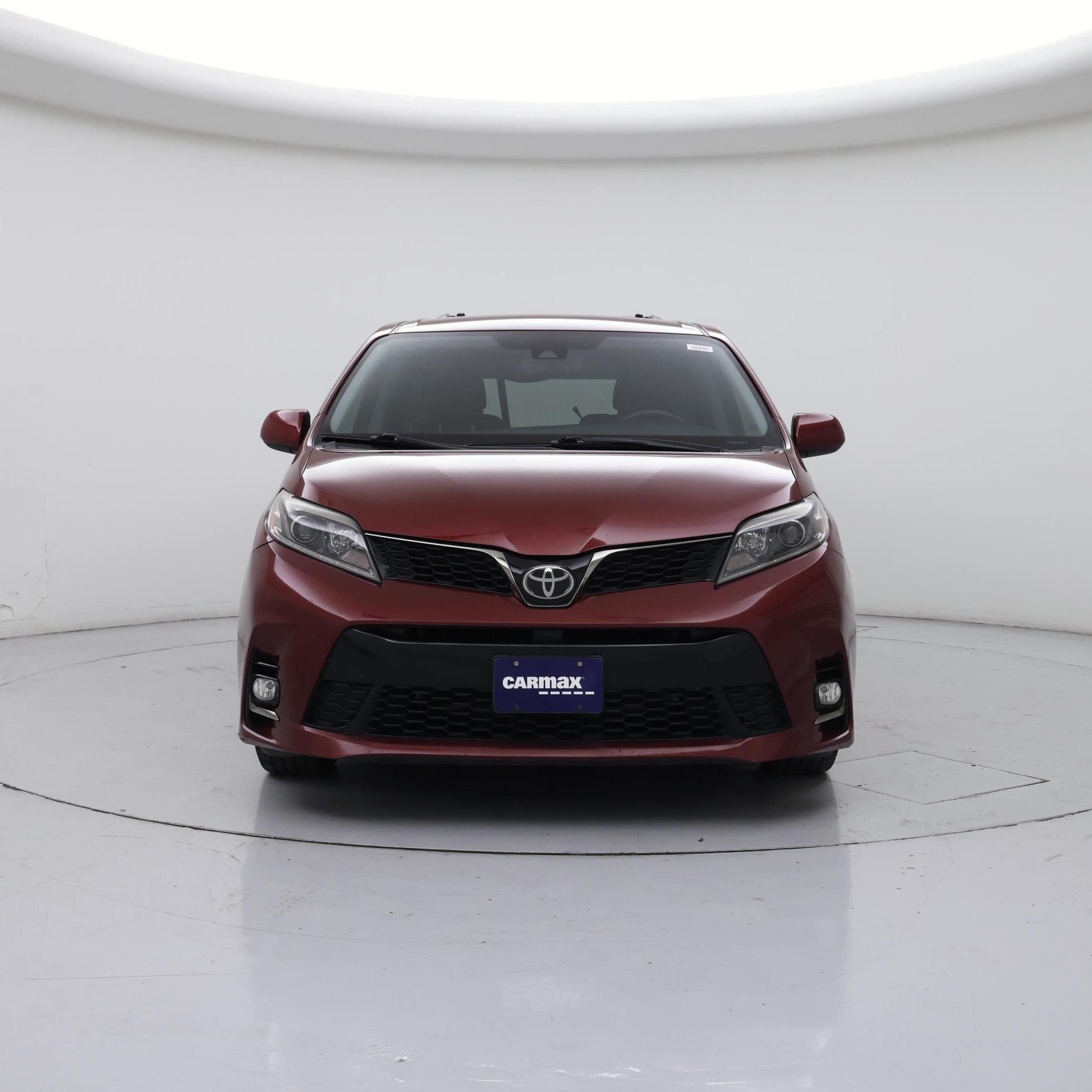 Thumbnail: 2019 Toyota Sienna - 5