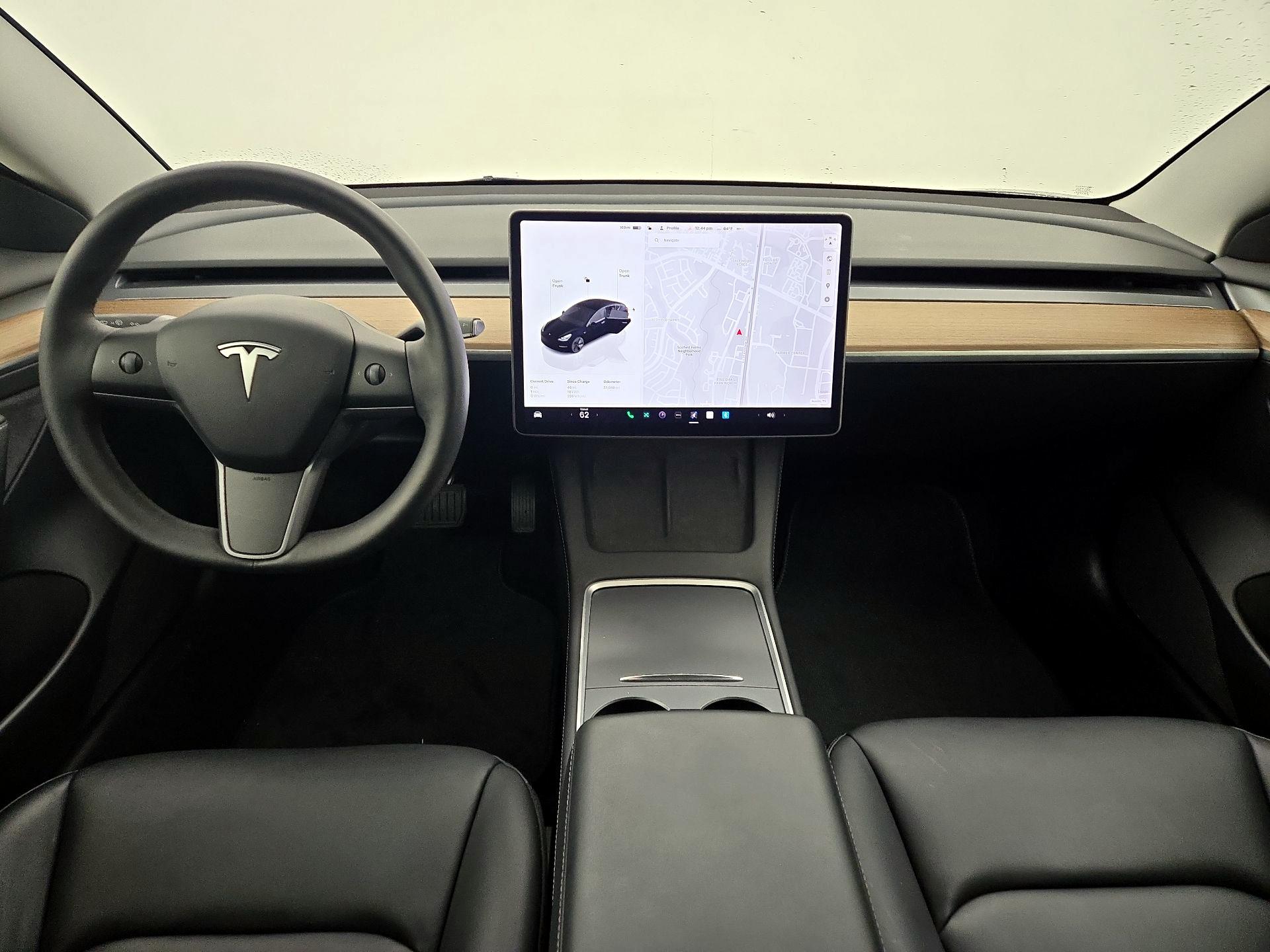 Thumbnail: 2022 Tesla Model 3 - 9