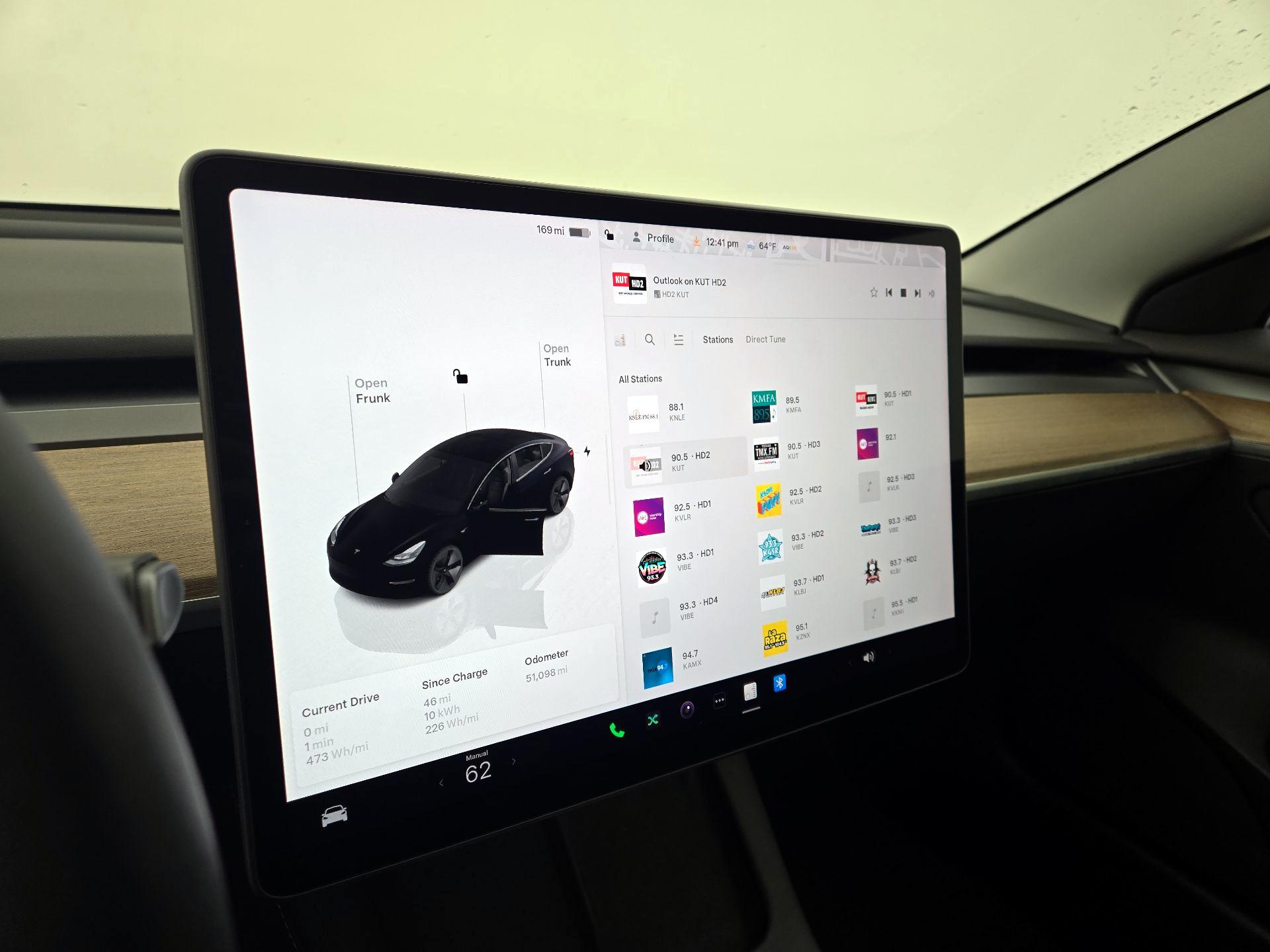 Thumbnail: 2022 Tesla Model 3 - 15