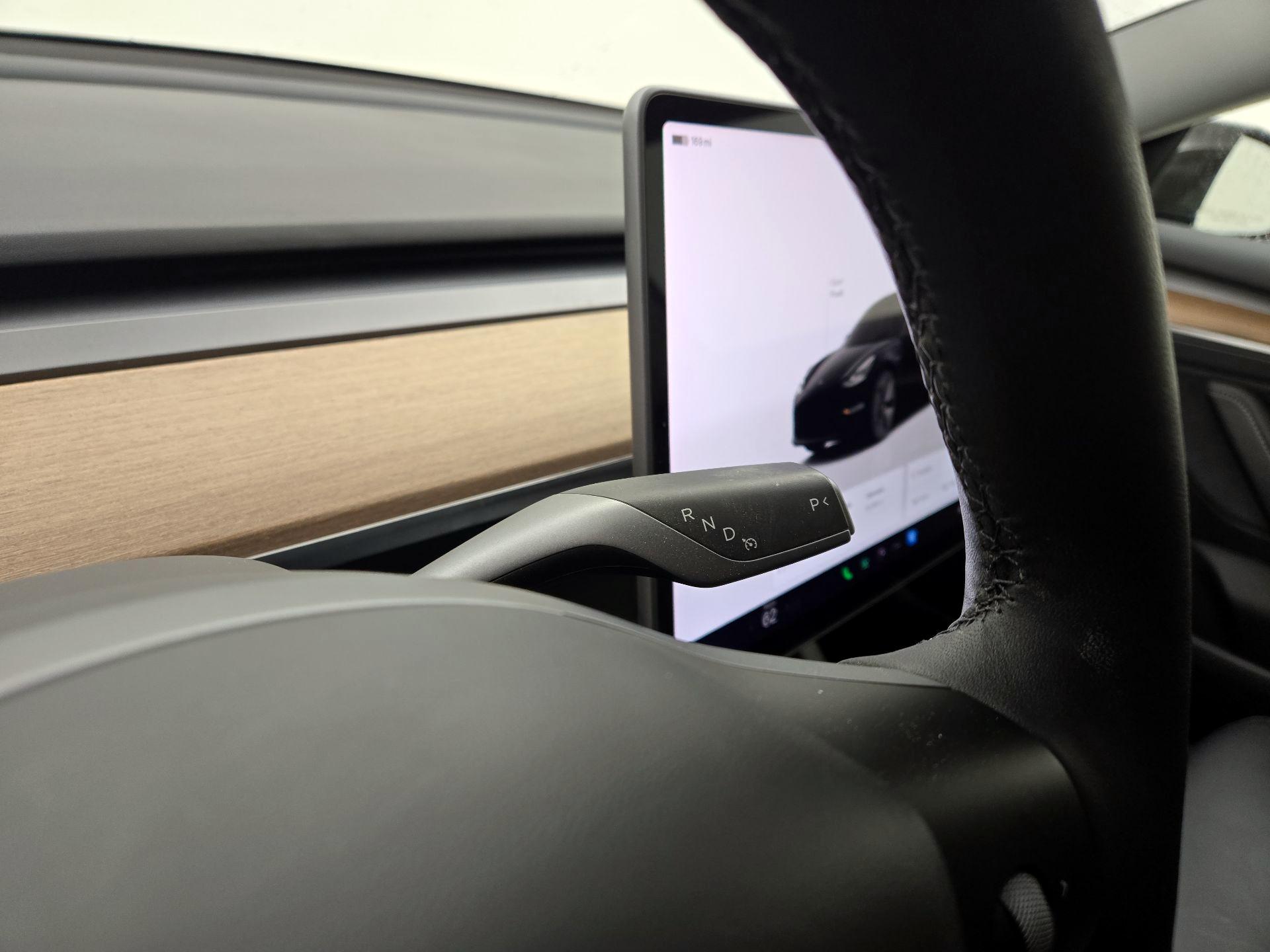 Thumbnail: 2022 Tesla Model 3 - 17