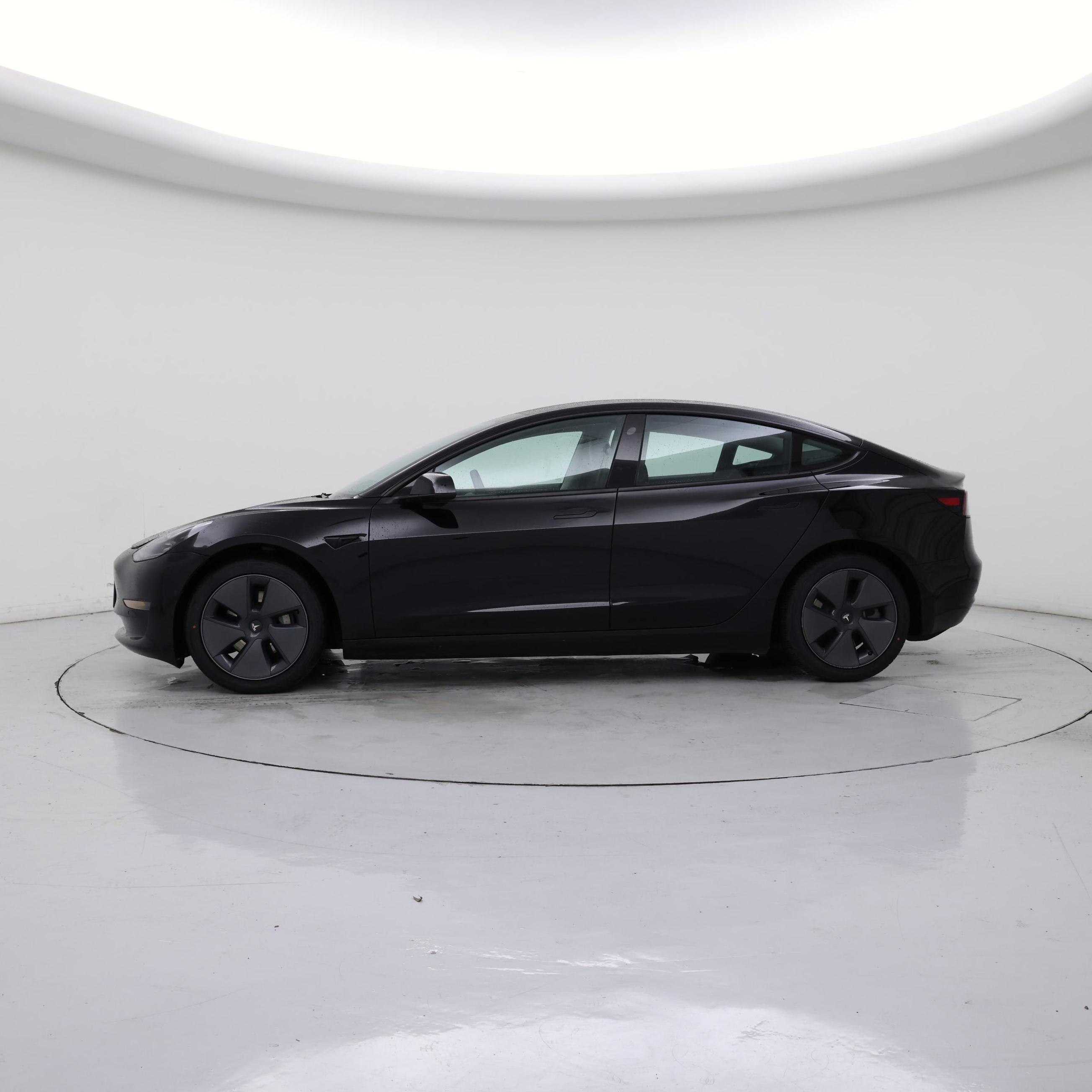 Thumbnail: 2022 Tesla Model 3 - 3