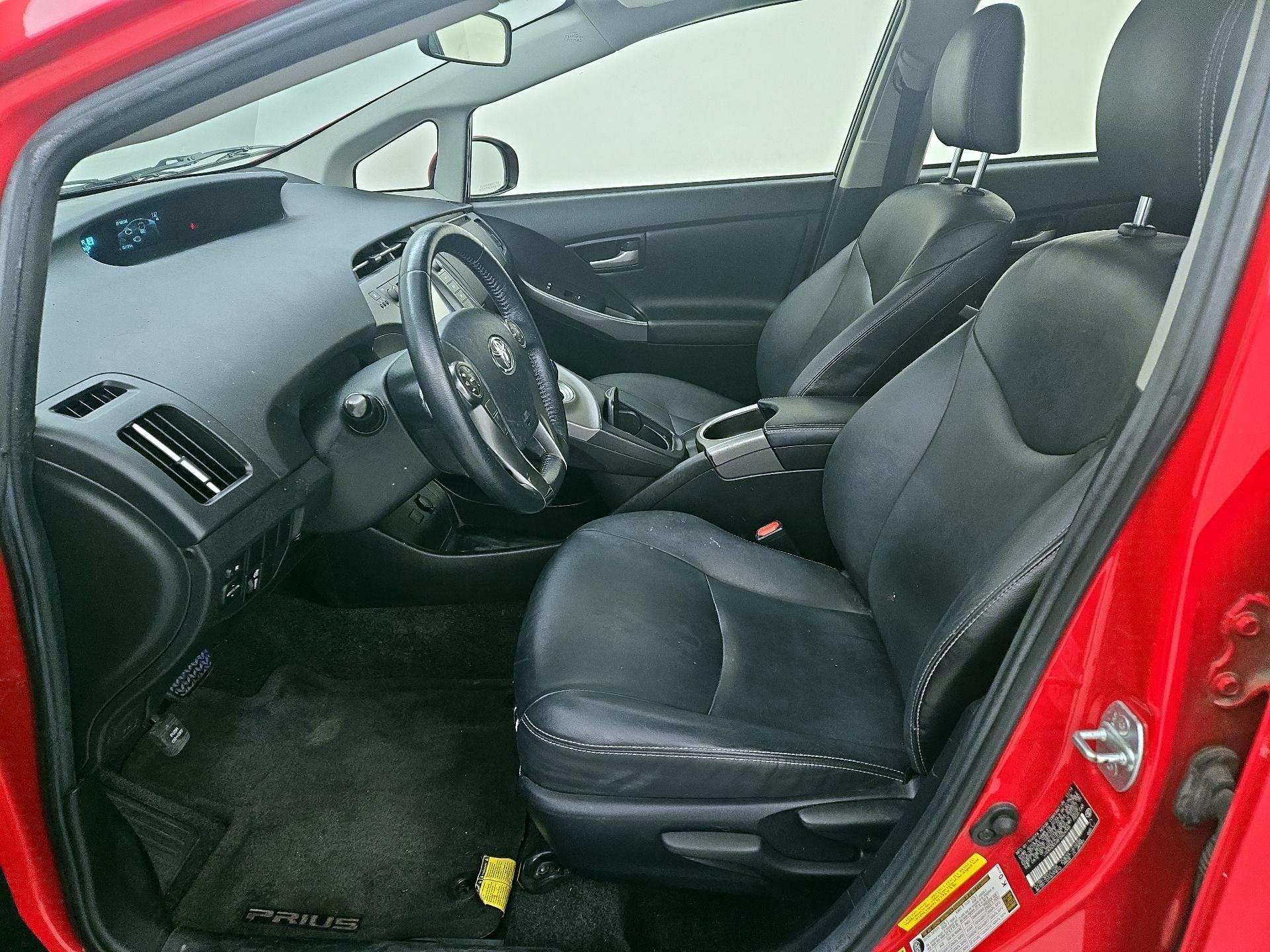 Thumbnail: 2015 Toyota Prius - 11