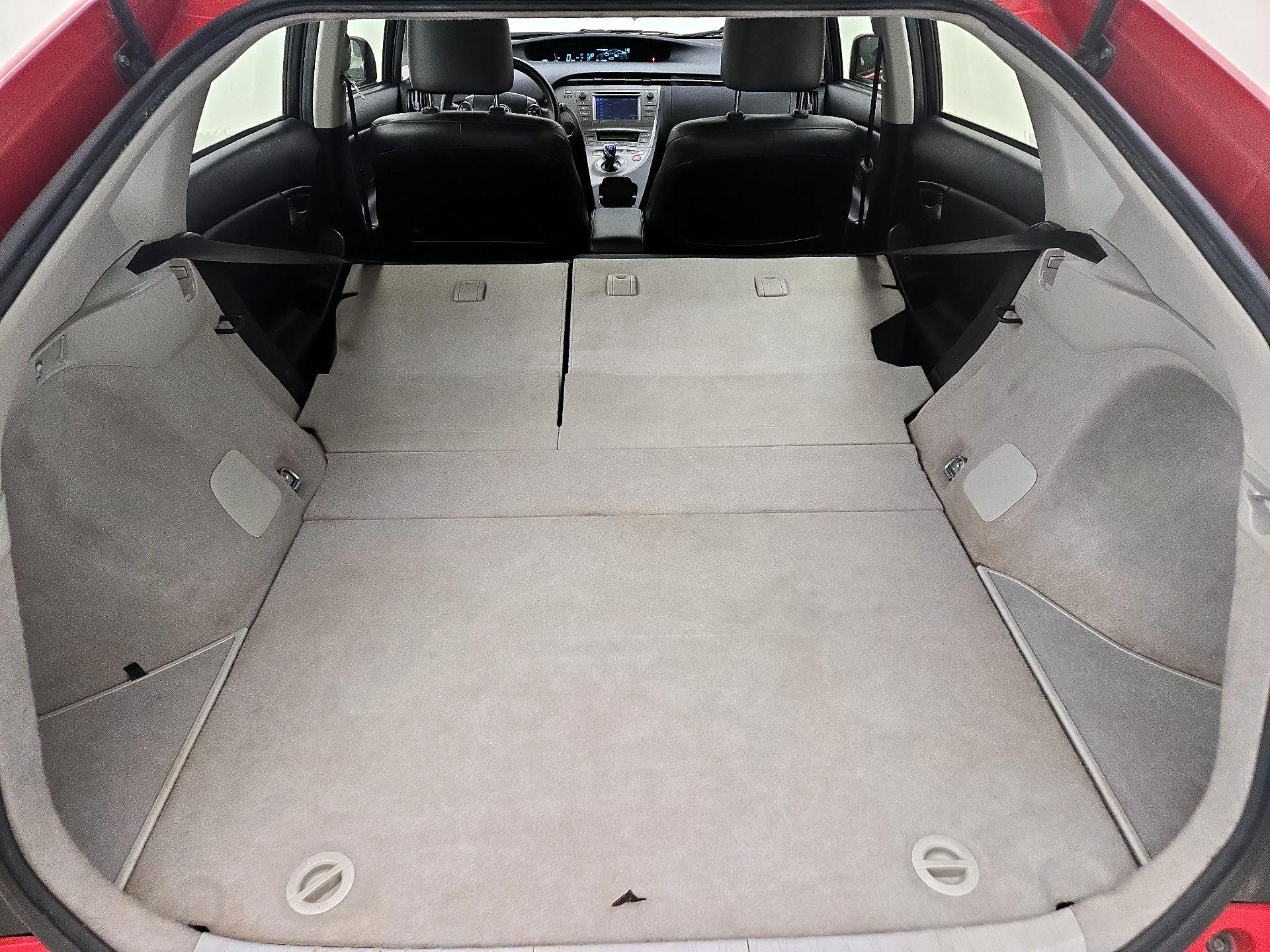 Thumbnail: 2015 Toyota Prius - 20