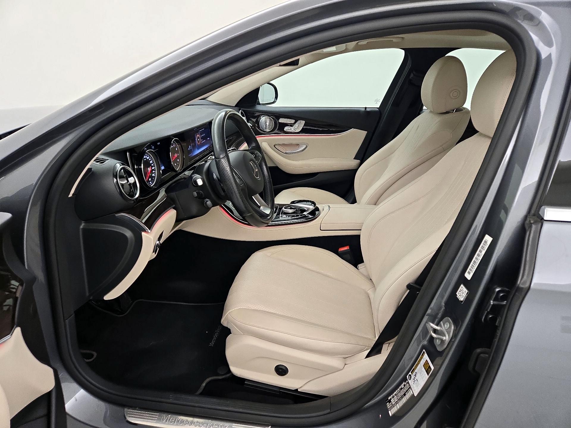 Thumbnail: 2017 Mercedes-Benz E-Class - 11