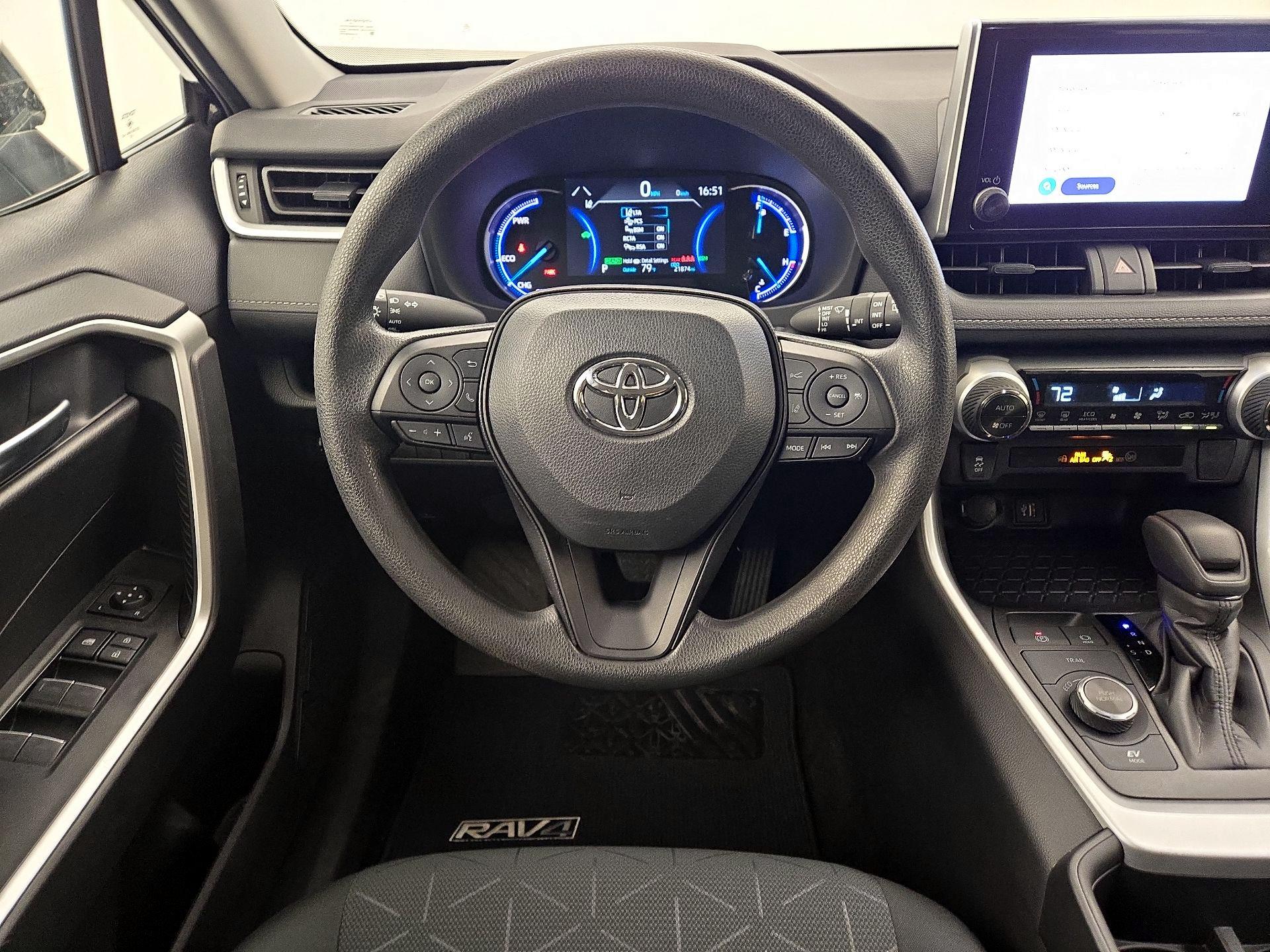 Thumbnail: 2024 Toyota RAV4 - 10