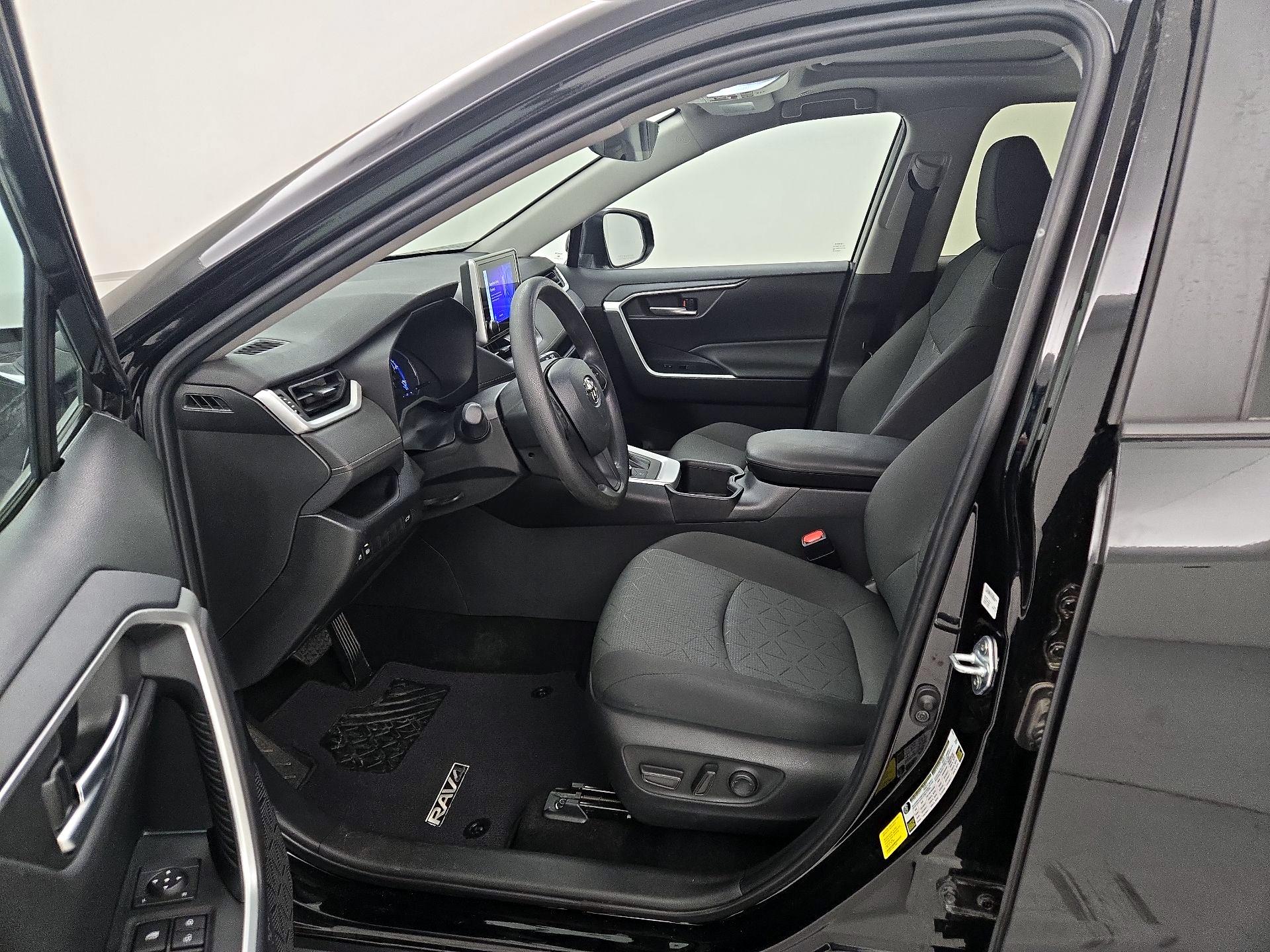 Thumbnail: 2024 Toyota RAV4 - 11