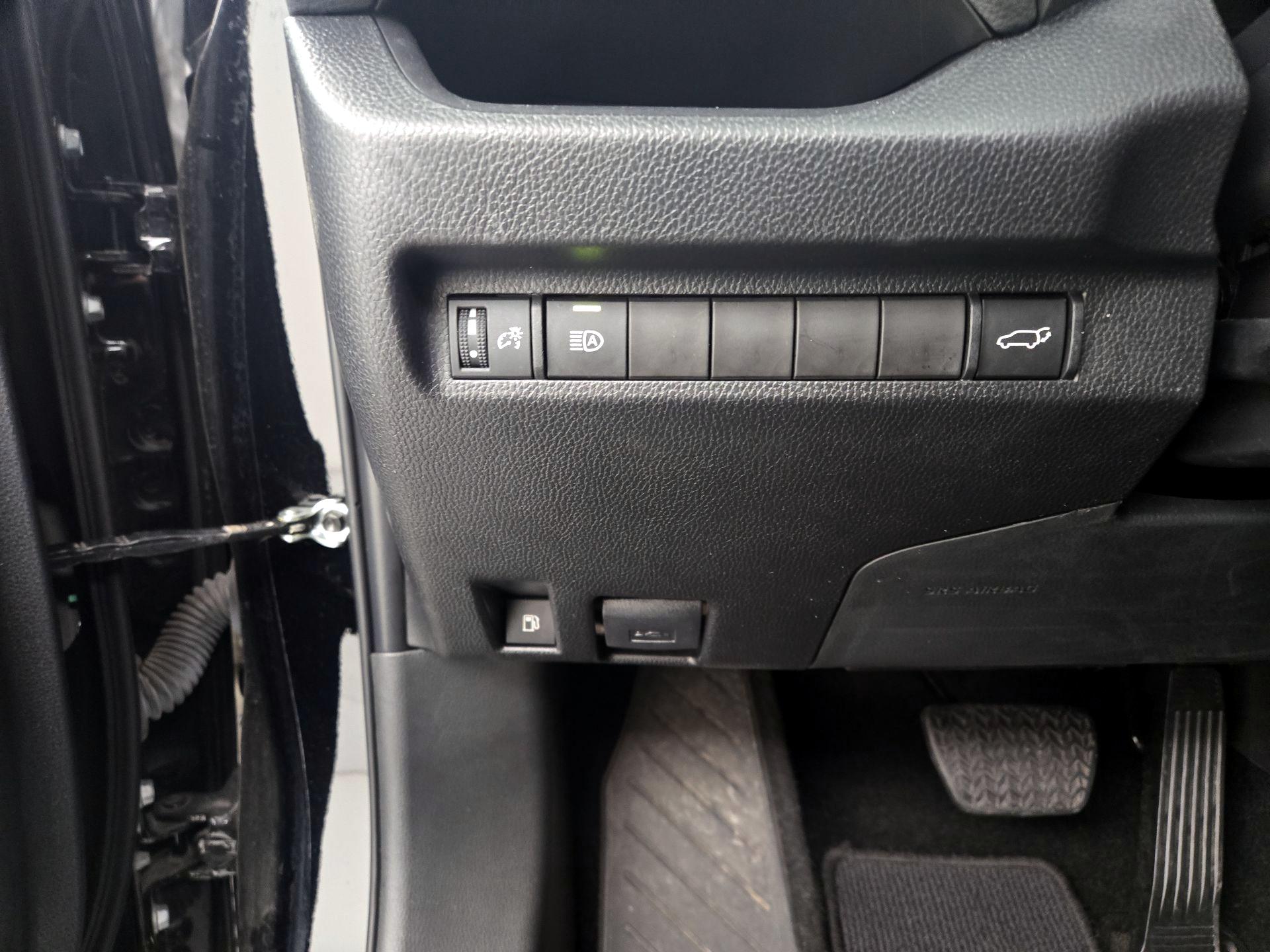 Thumbnail: 2024 Toyota RAV4 - 13