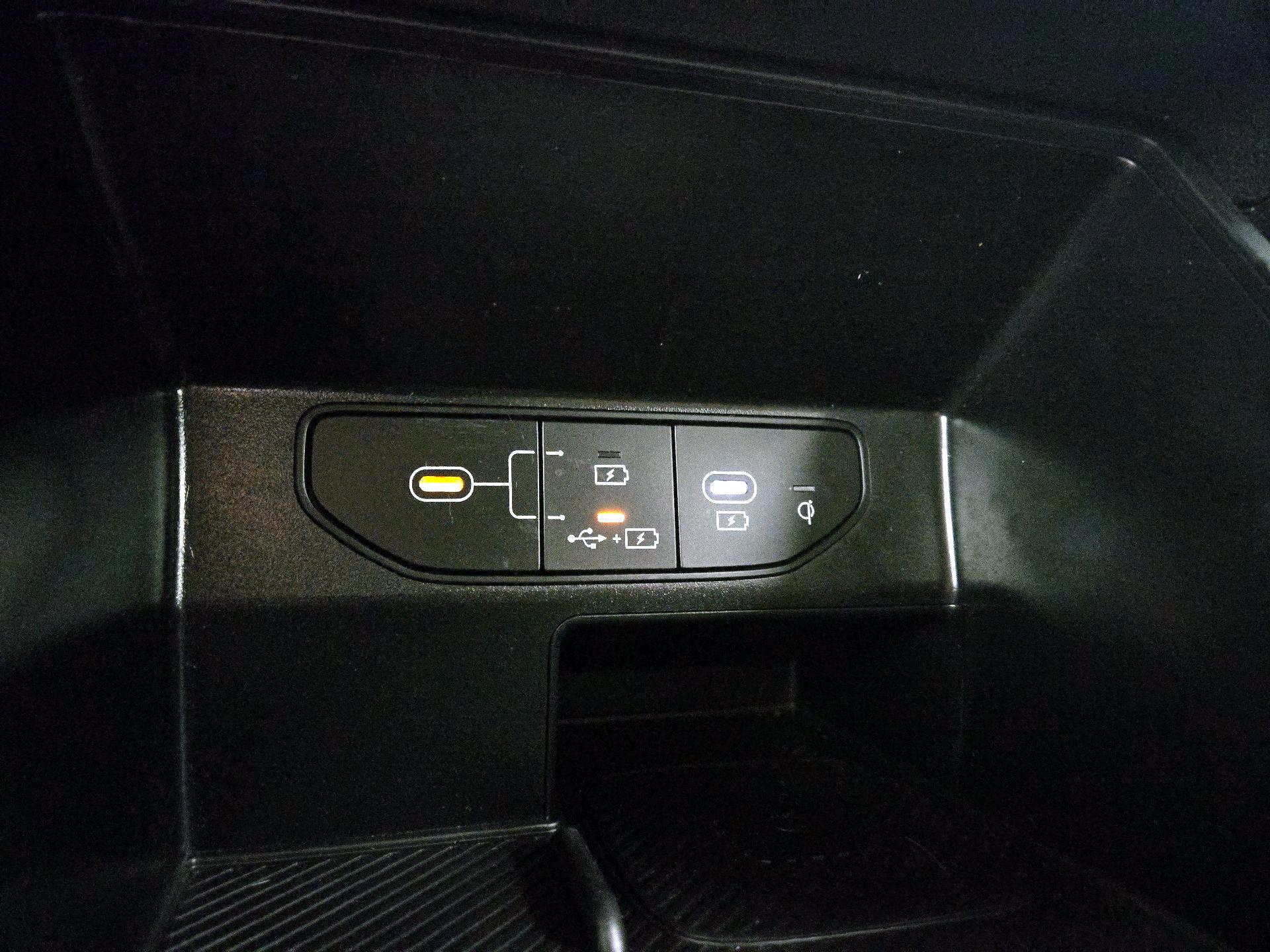 Thumbnail: 2024 Kia Sorento - 19