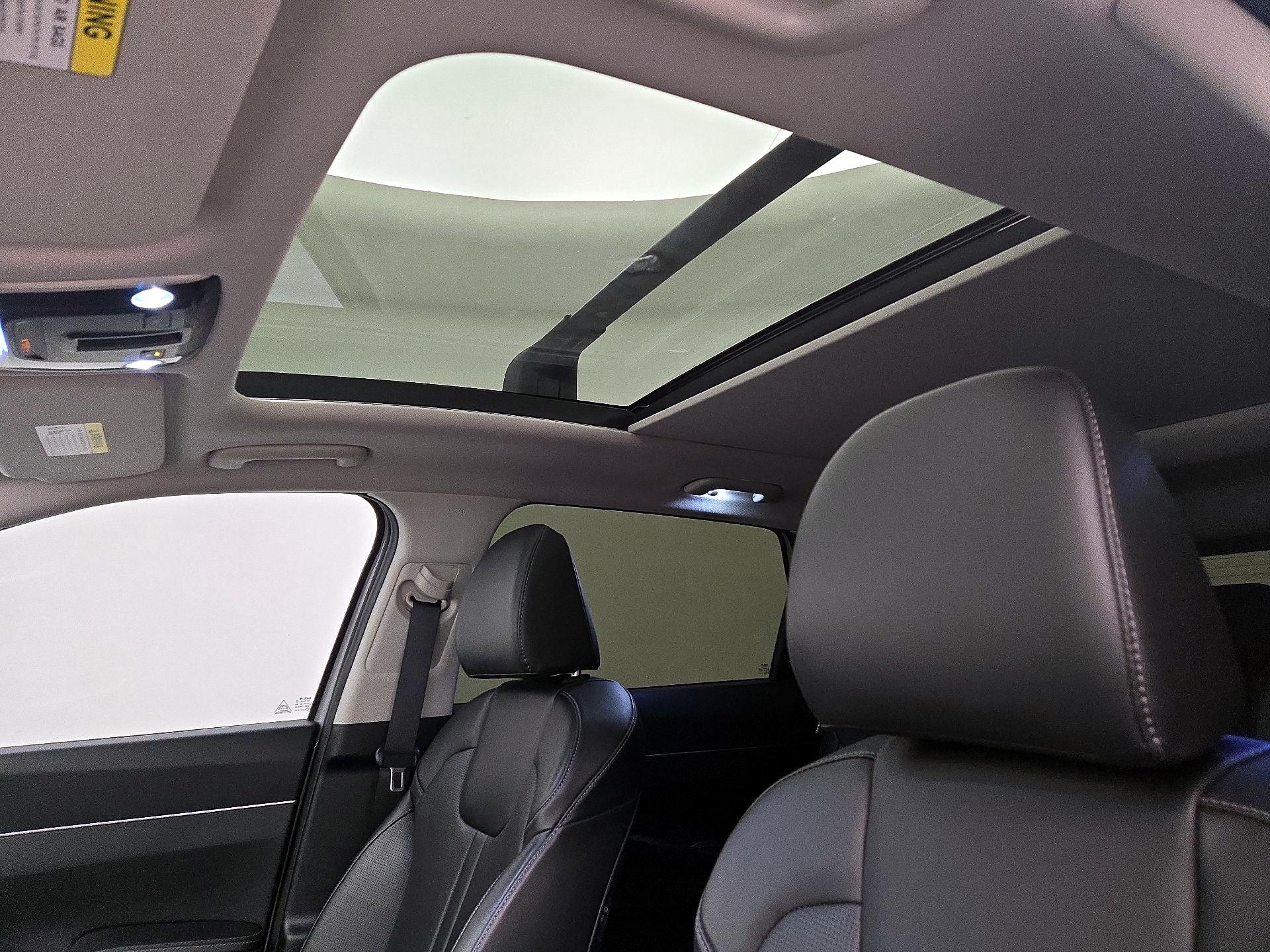 Thumbnail: 2024 Kia Sorento - 20