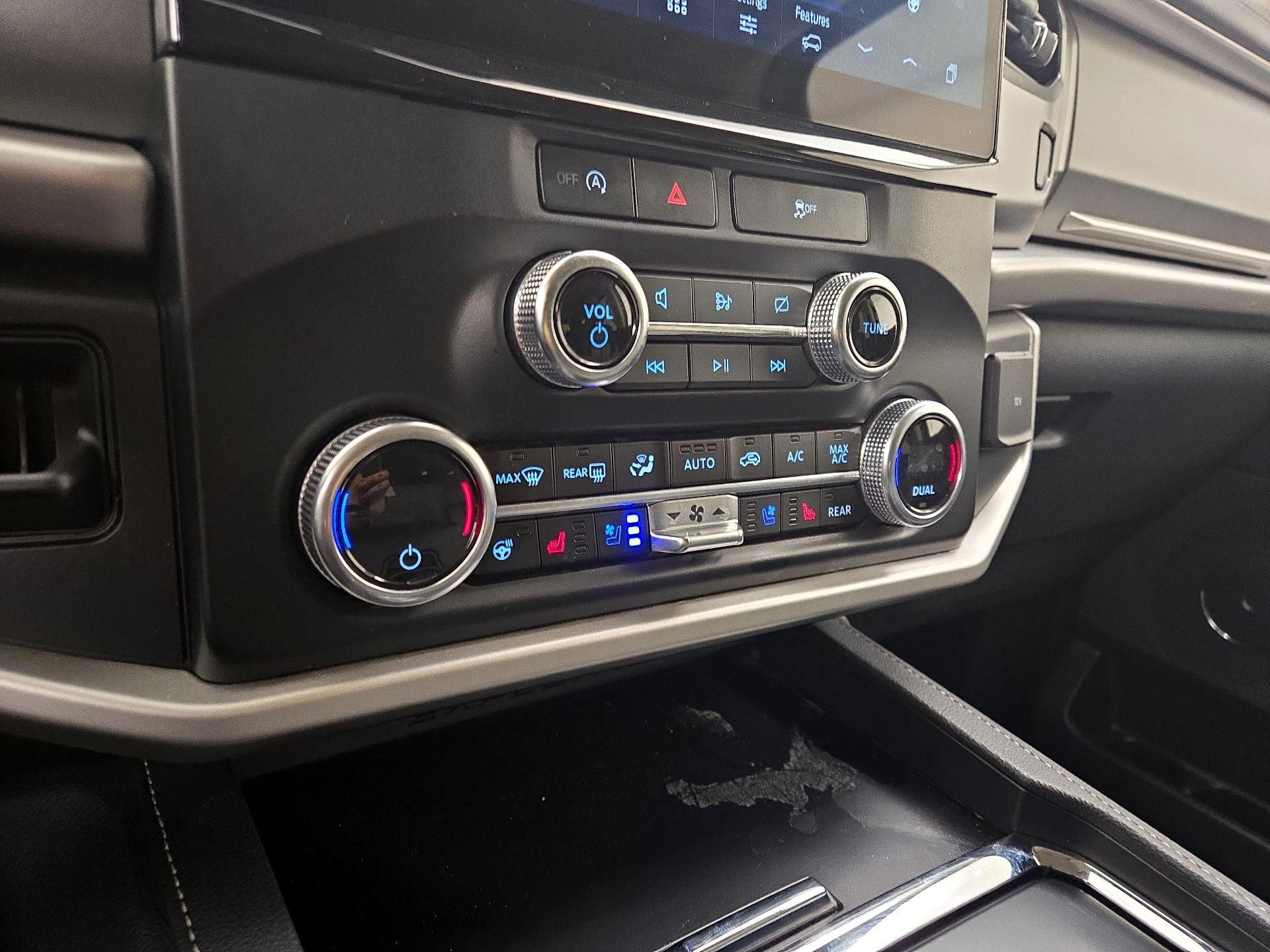 Thumbnail: 2024 Ford Expedition - 16