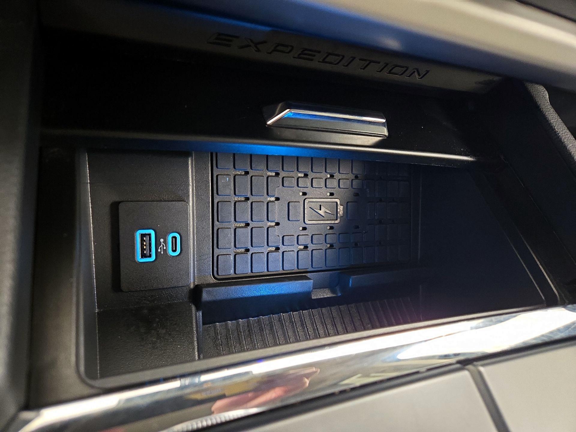 Thumbnail: 2024 Ford Expedition - 18