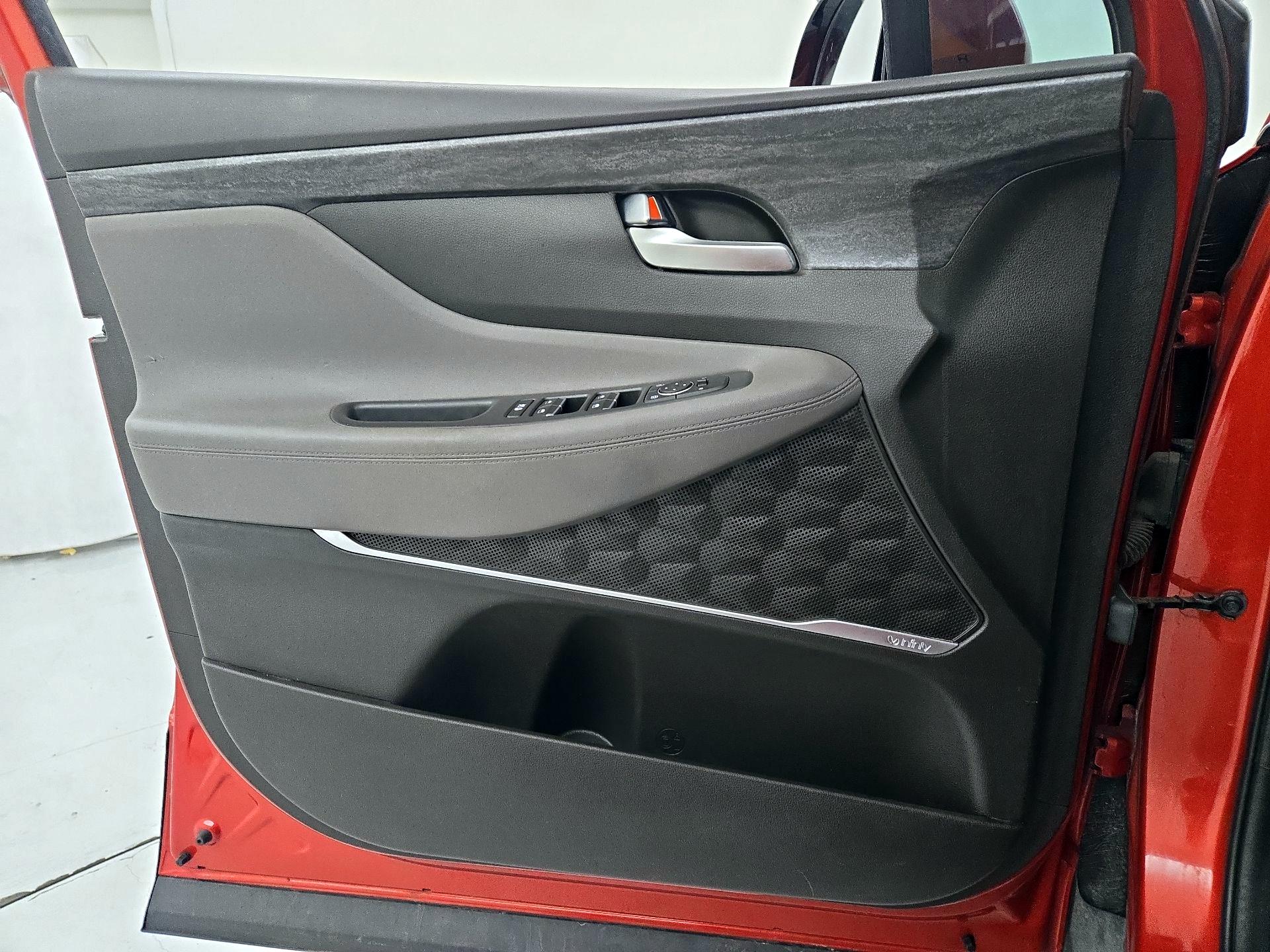 Thumbnail: 2020 Hyundai Santa Fe - 12