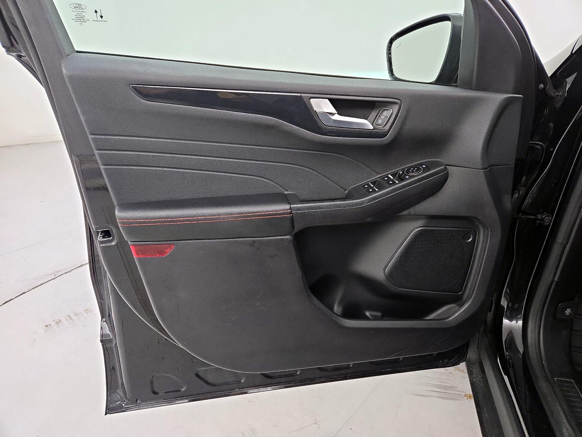 Thumbnail: 2023 Ford Escape - 12