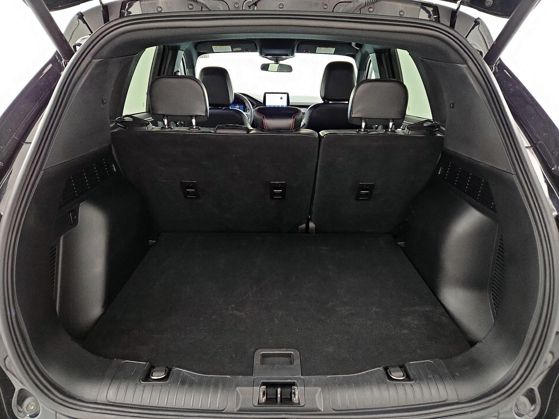 Thumbnail: 2023 Ford Escape - 20