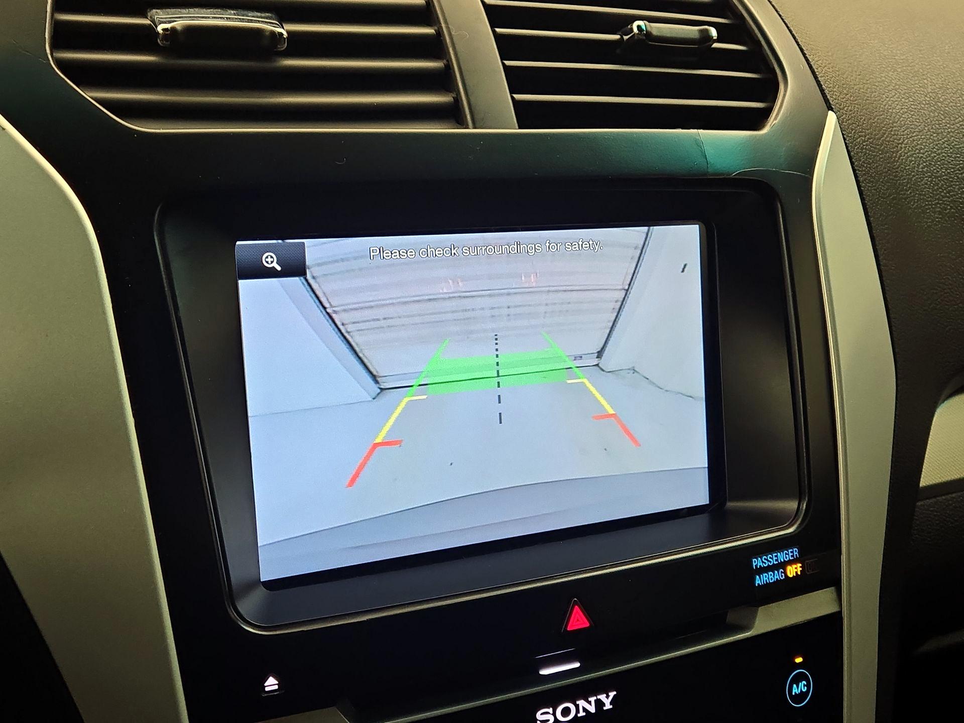 Thumbnail: 2014 Ford Explorer - 14