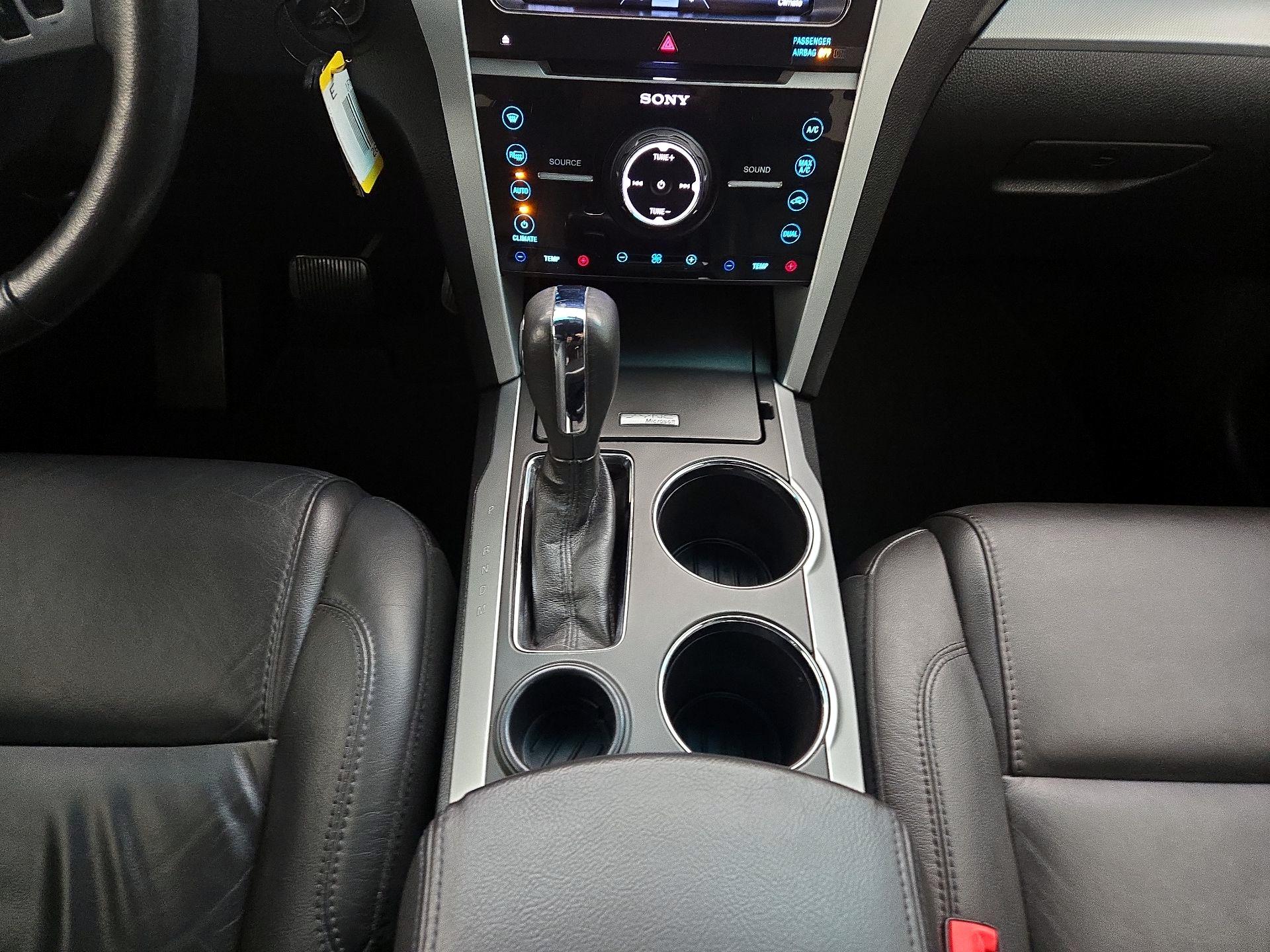 Thumbnail: 2014 Ford Explorer - 17