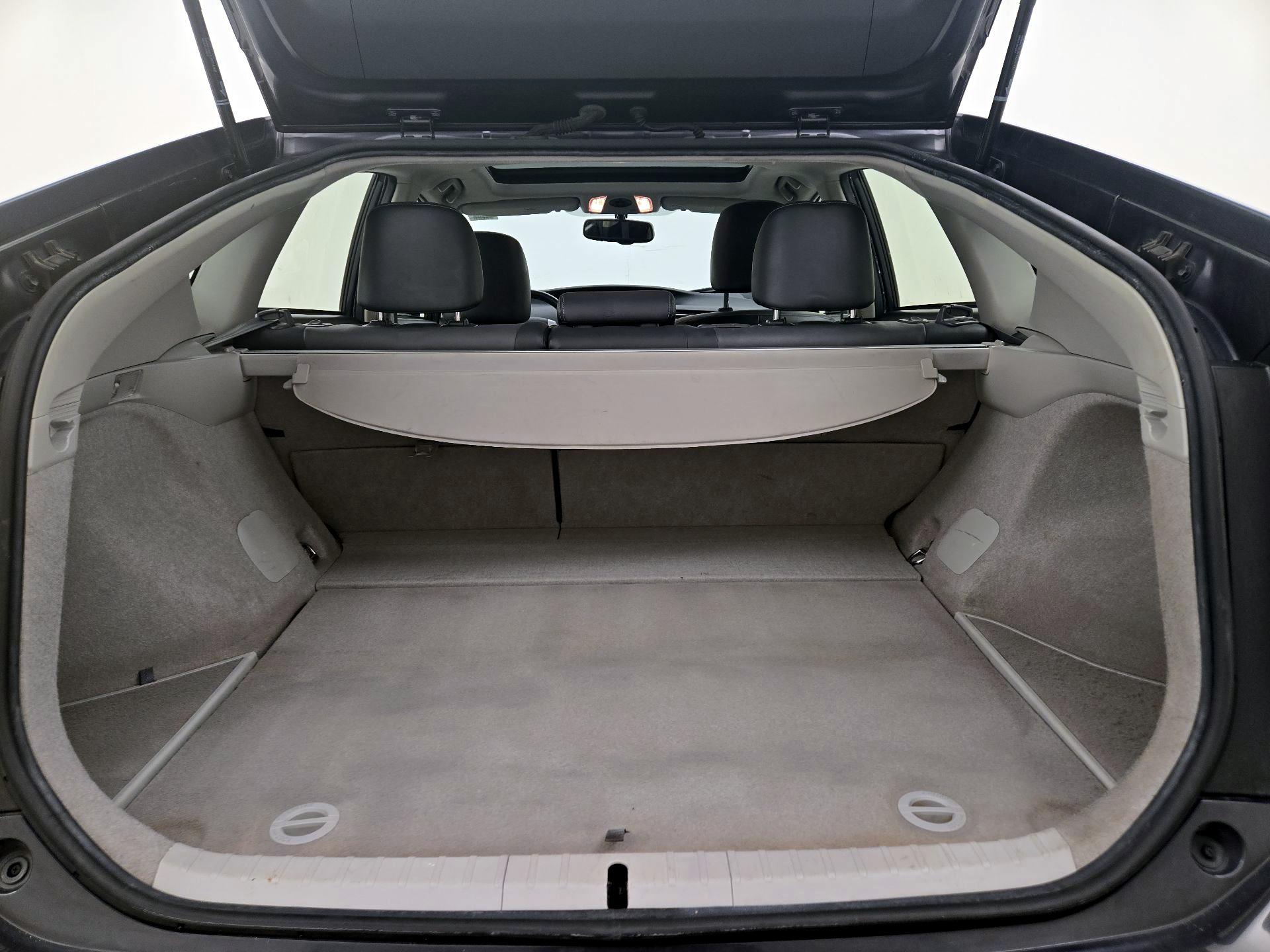 Thumbnail: 2015 Toyota Prius - 20