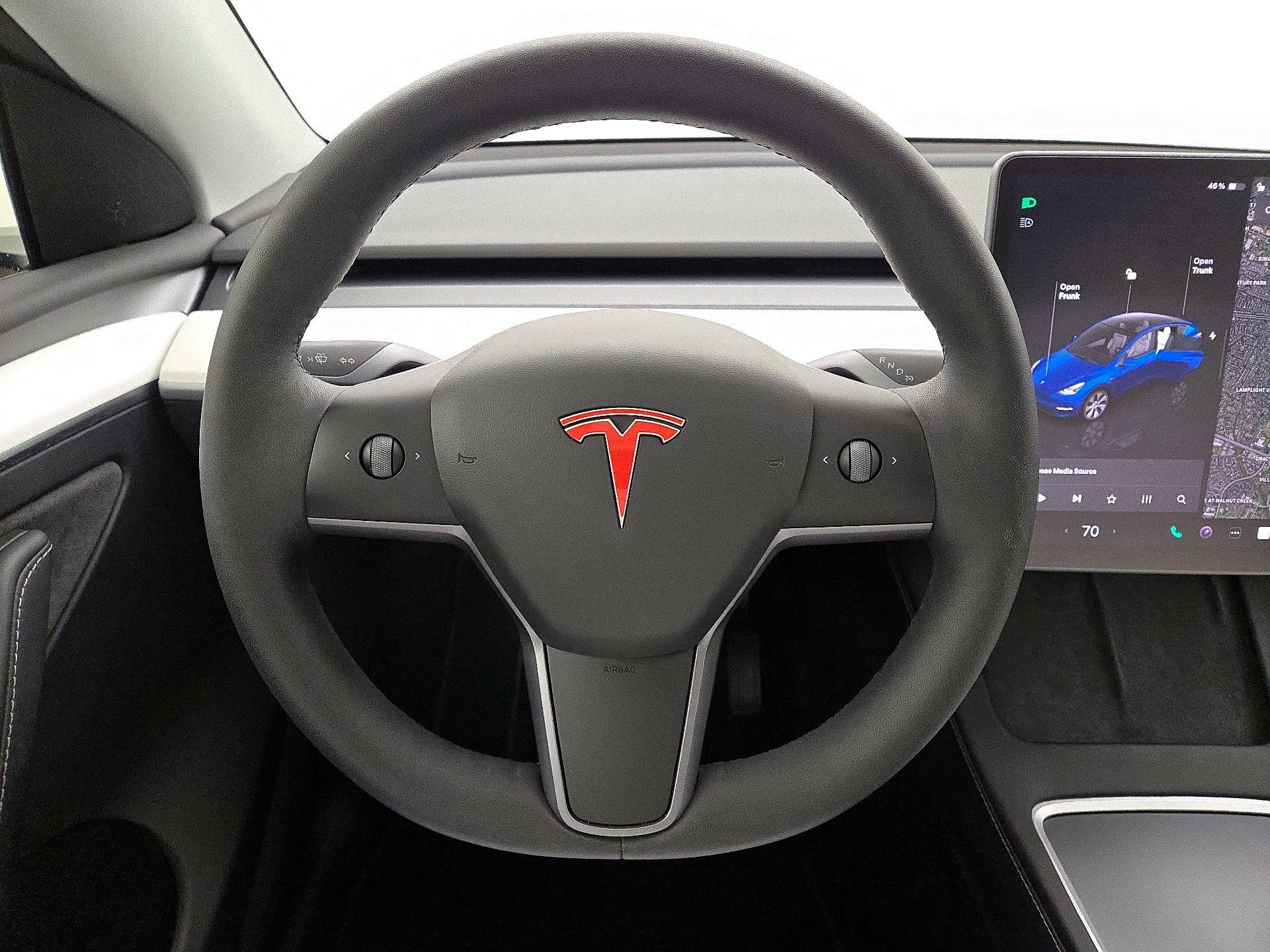 Thumbnail: 2022 Tesla Model Y - 10