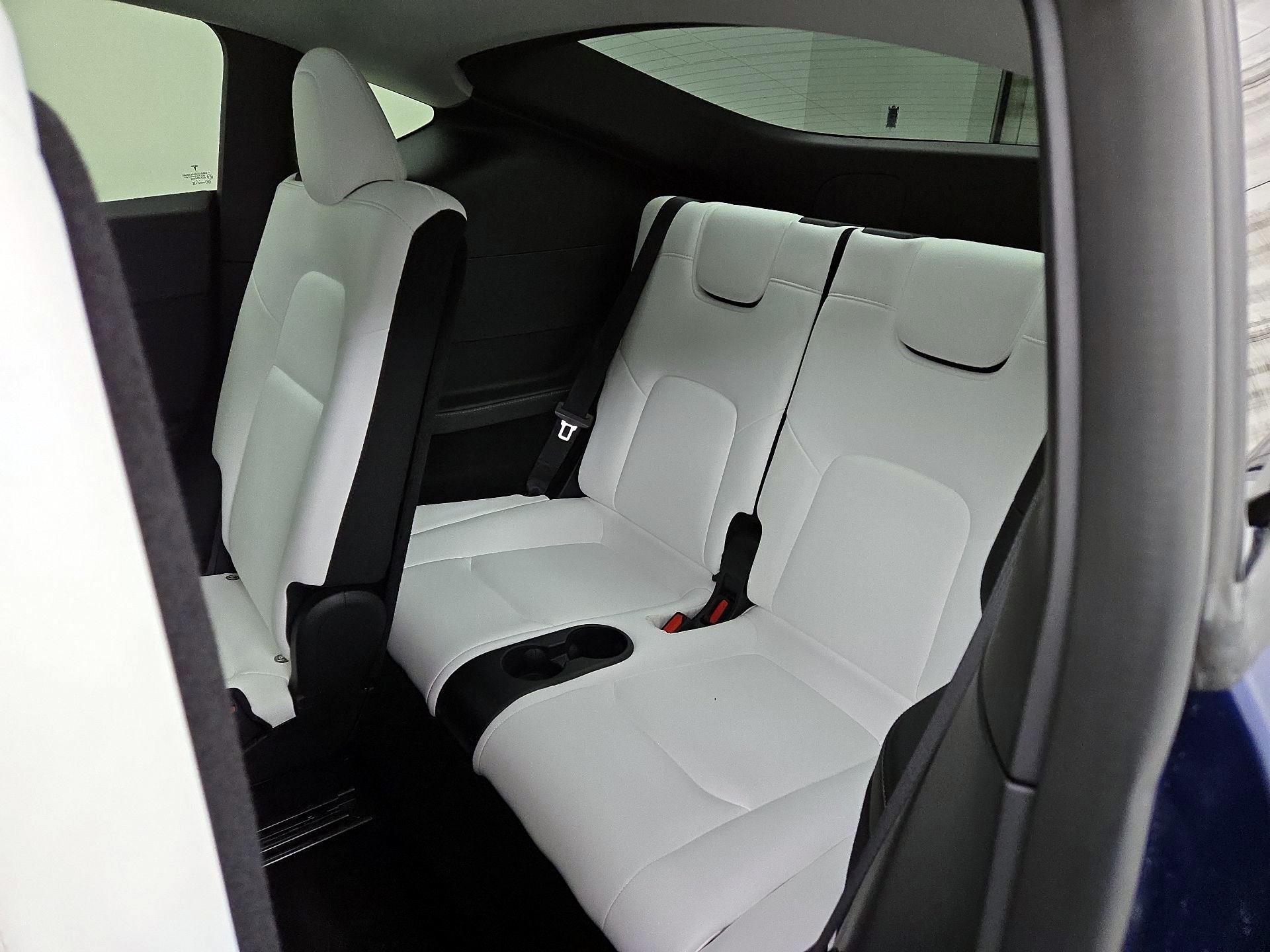 Thumbnail: 2022 Tesla Model Y - 20