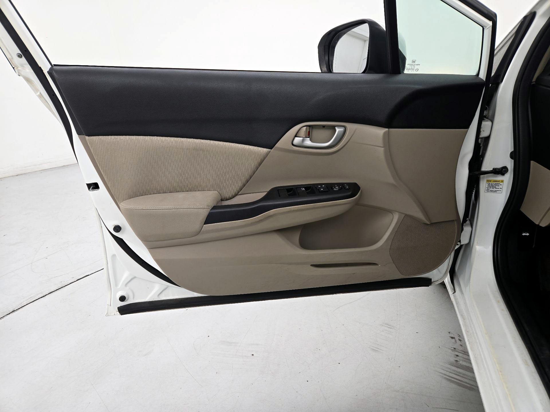 Thumbnail: 2015 Honda Civic - 12