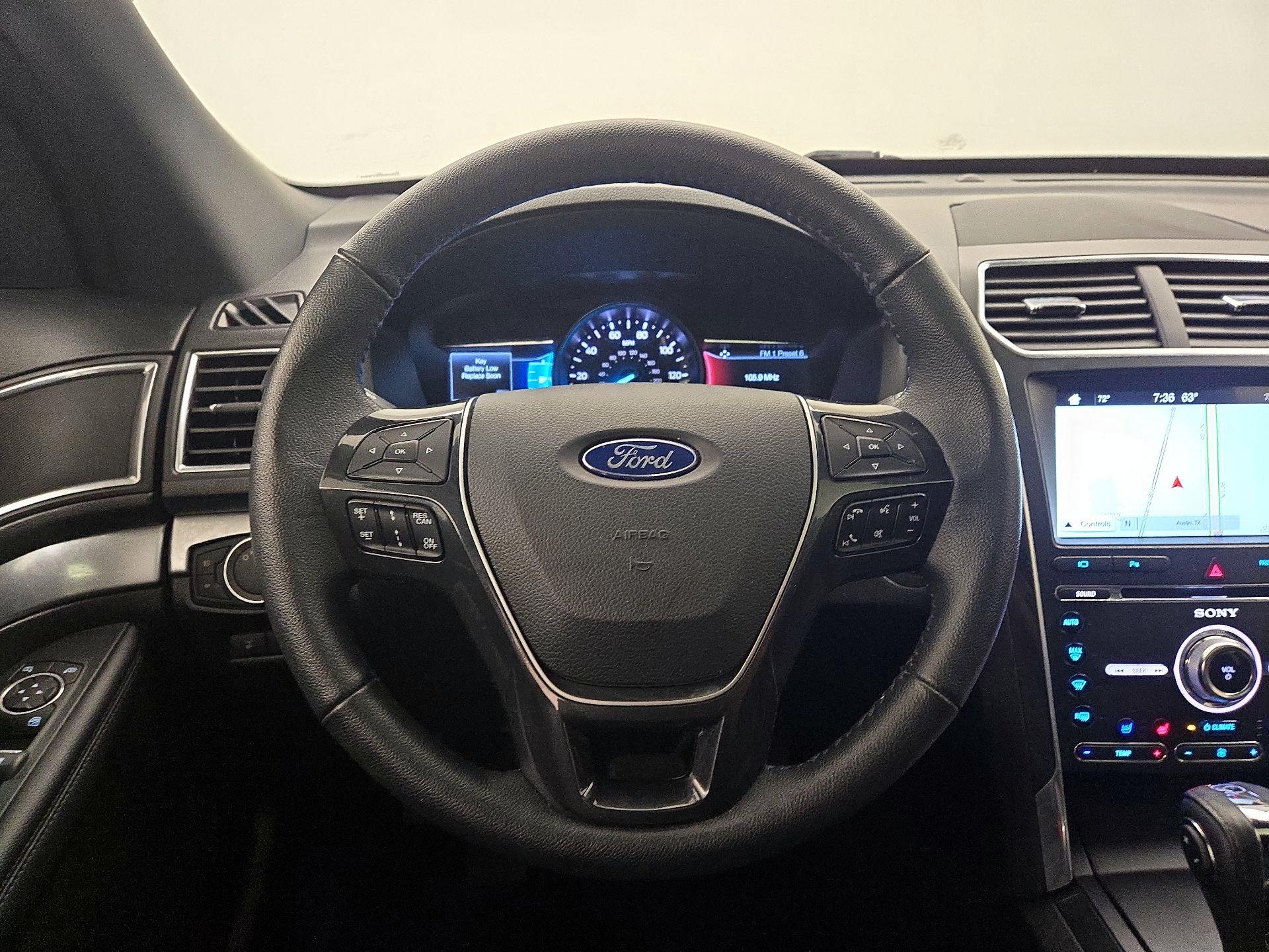 Thumbnail: 2018 Ford Explorer - 10