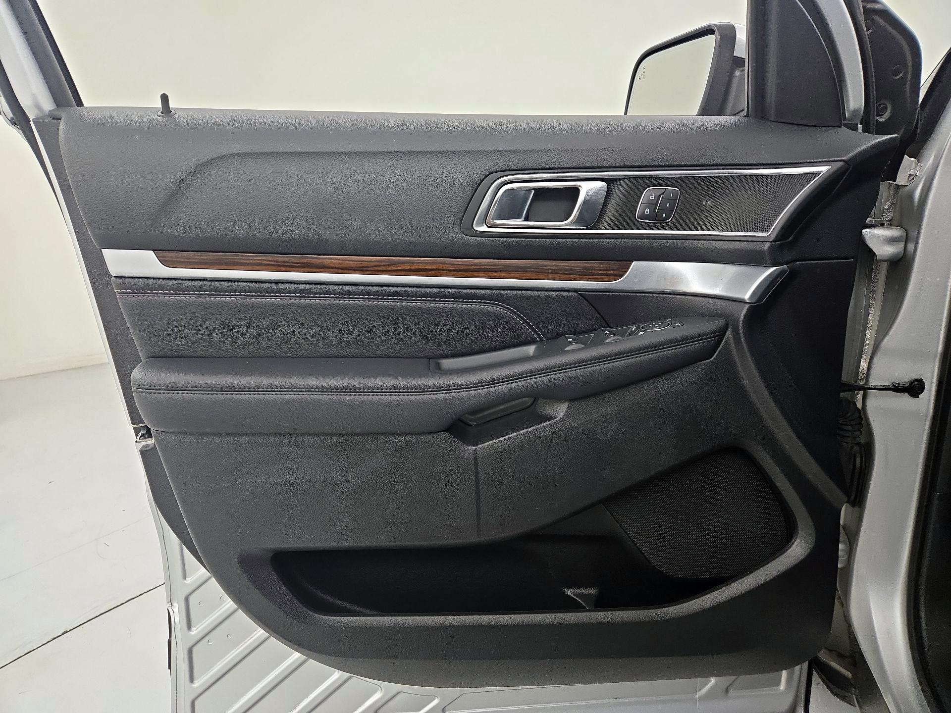 Thumbnail: 2018 Ford Explorer - 12