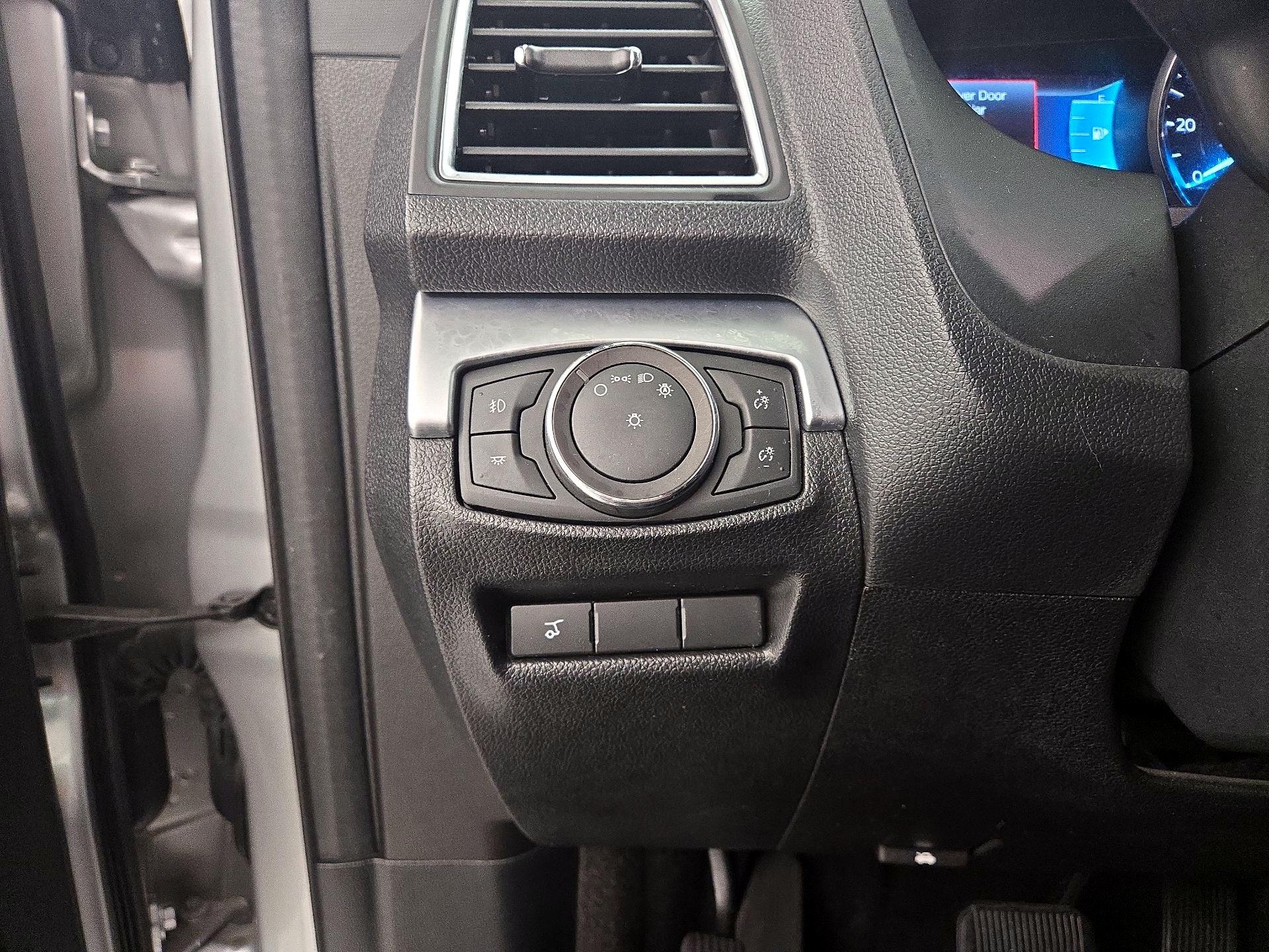 Thumbnail: 2018 Ford Explorer - 13