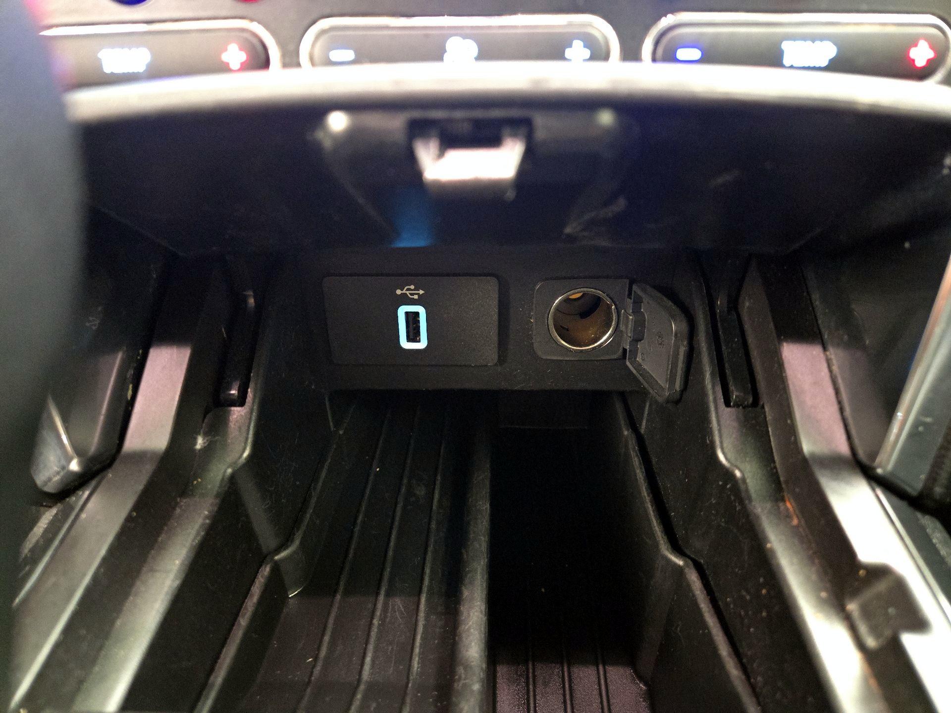 Thumbnail: 2018 Ford Explorer - 19