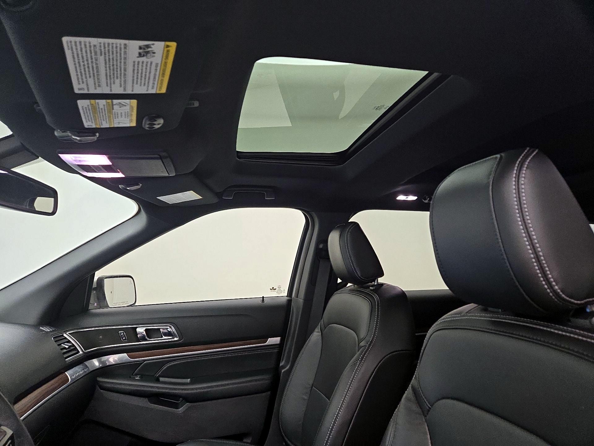 Thumbnail: 2018 Ford Explorer - 20