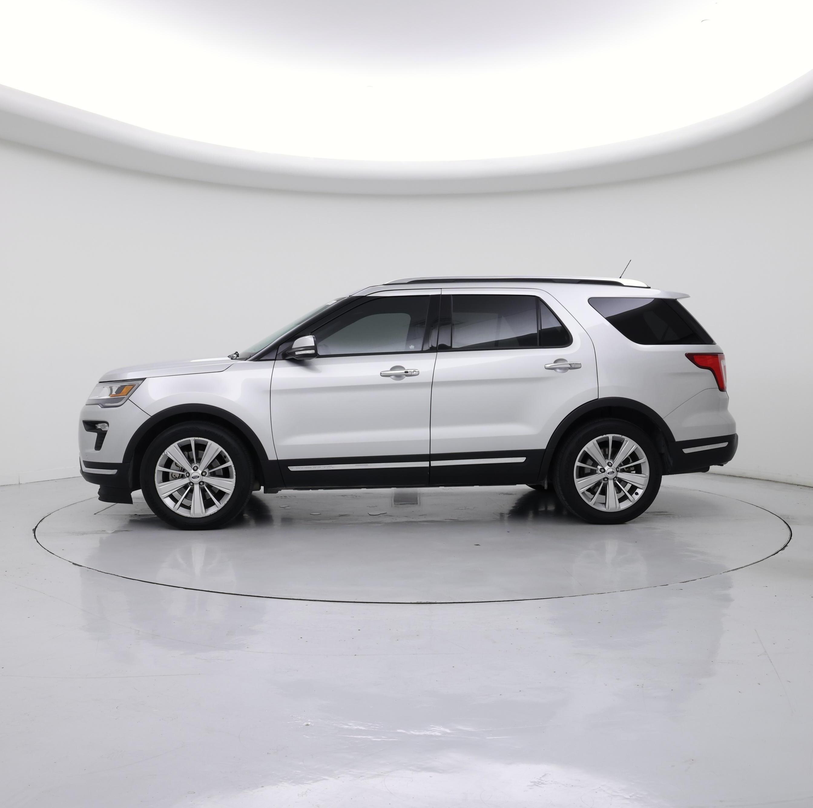 Thumbnail: 2018 Ford Explorer - 3