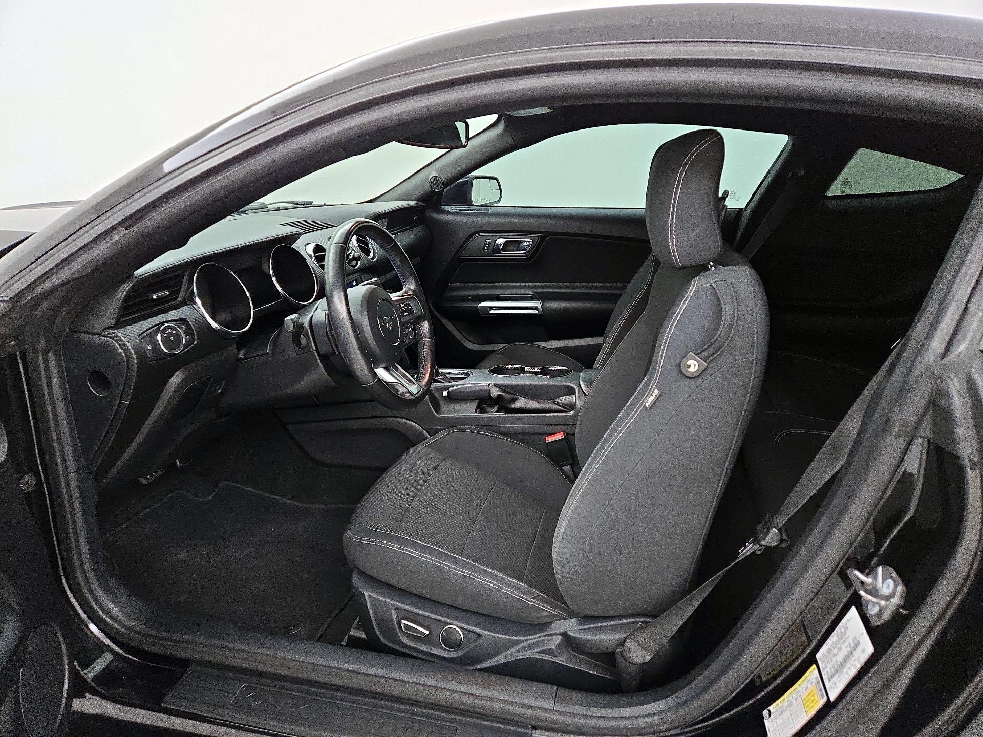 Thumbnail: 2015 Ford Mustang - 11