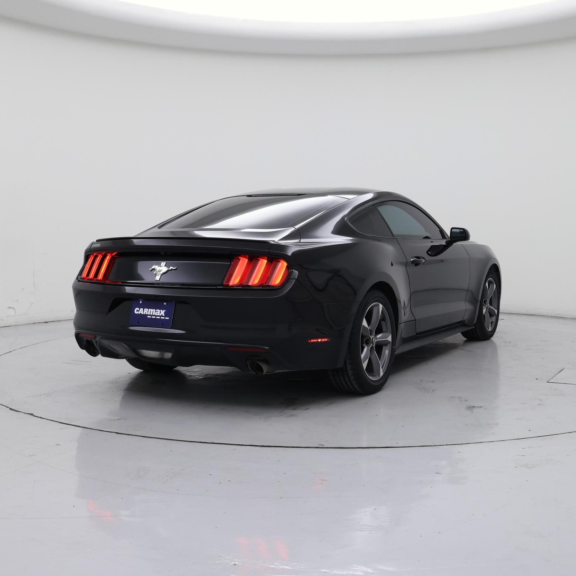Thumbnail: 2015 Ford Mustang - 8