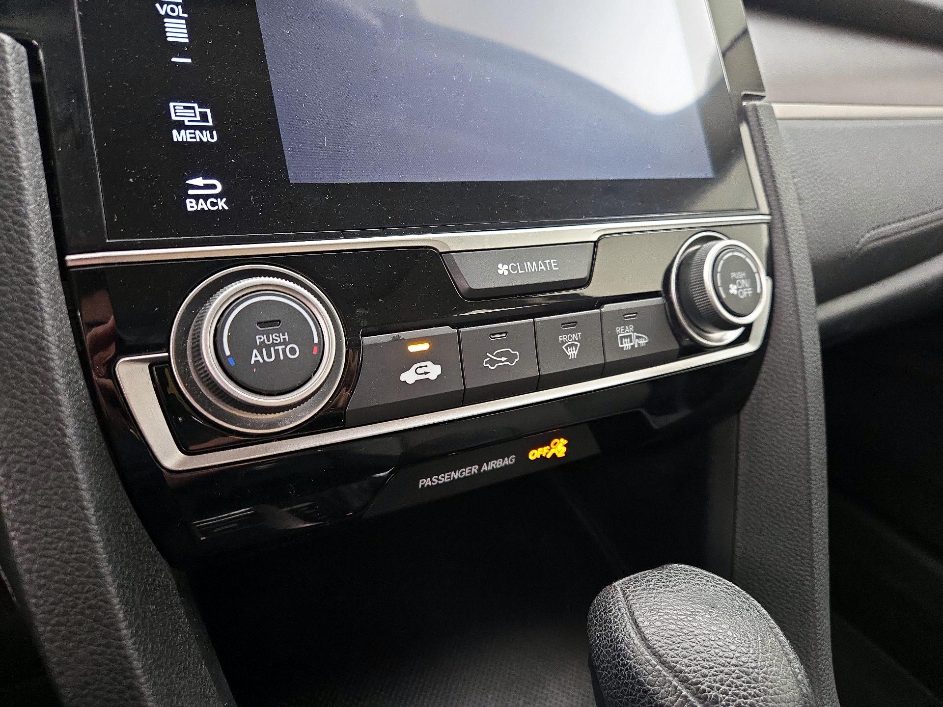 Thumbnail: 2016 Honda Civic - 16