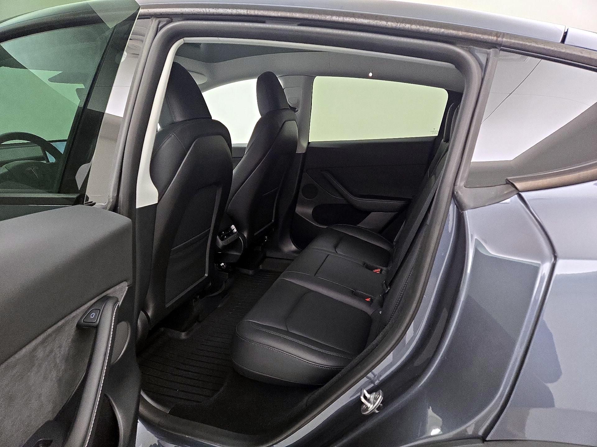 Thumbnail: 2023 Tesla Model Y - 20