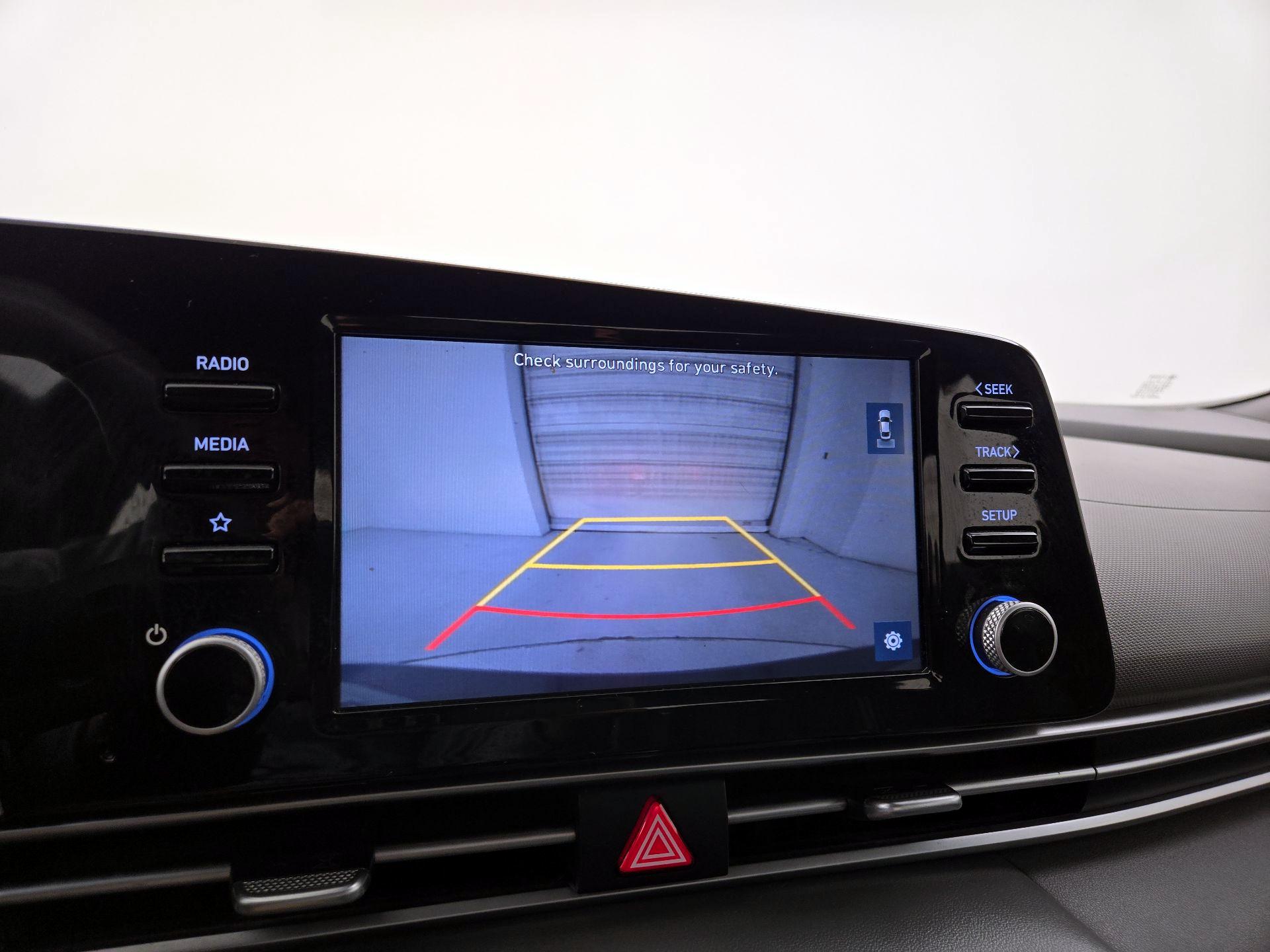 Thumbnail: 2021 Hyundai Elantra - 14