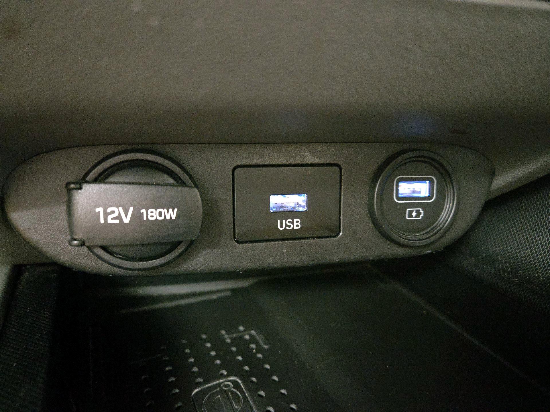 Thumbnail: 2021 Hyundai Elantra - 18