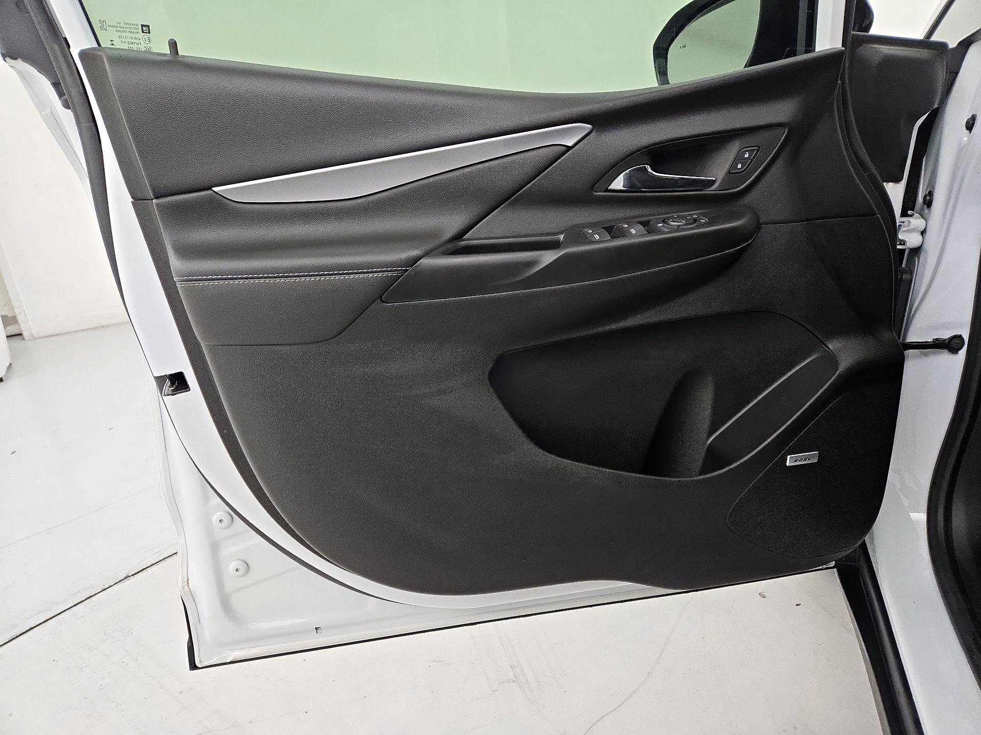 Thumbnail: 2023 Chevrolet Bolt EV - 12