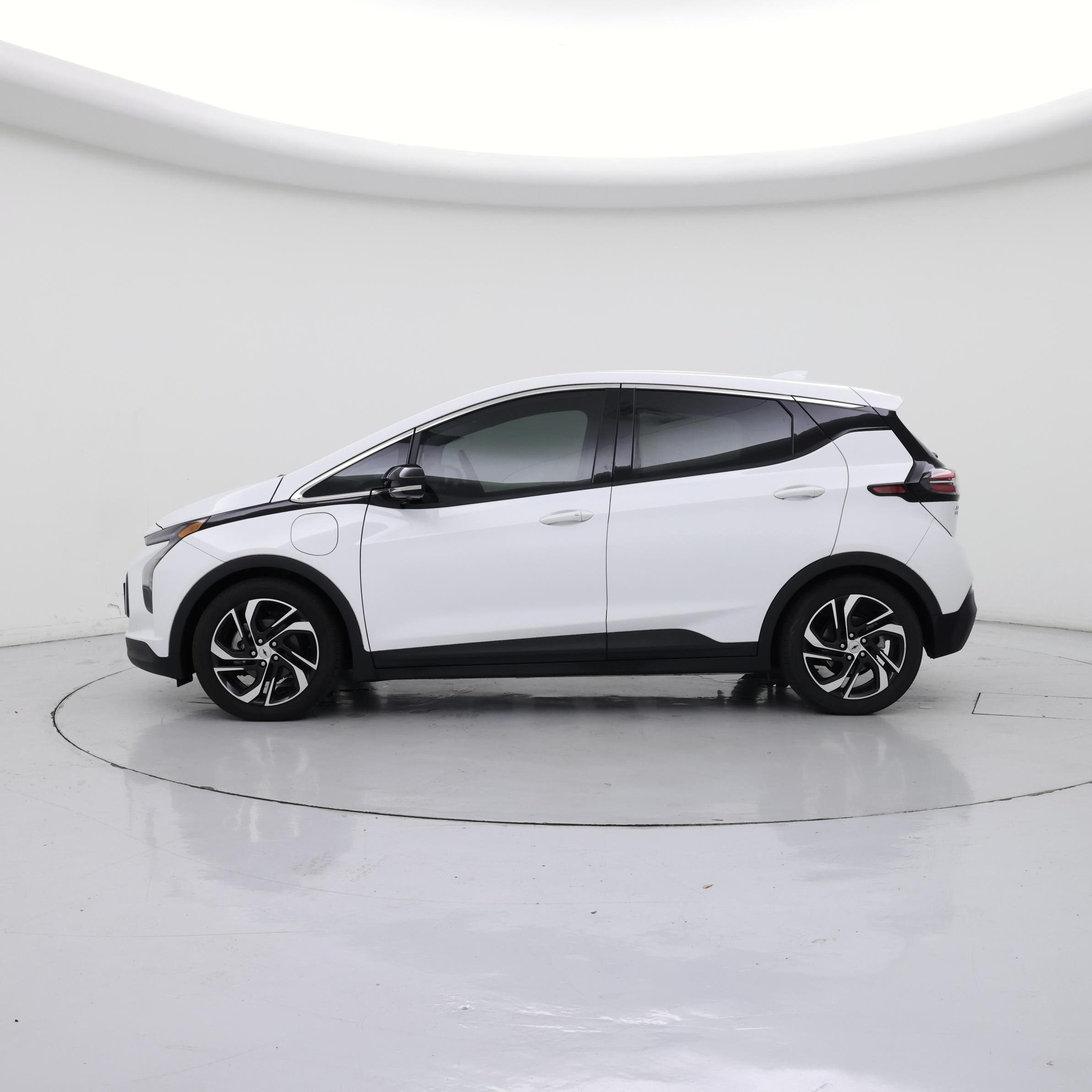 Thumbnail: 2023 Chevrolet Bolt EV - 3