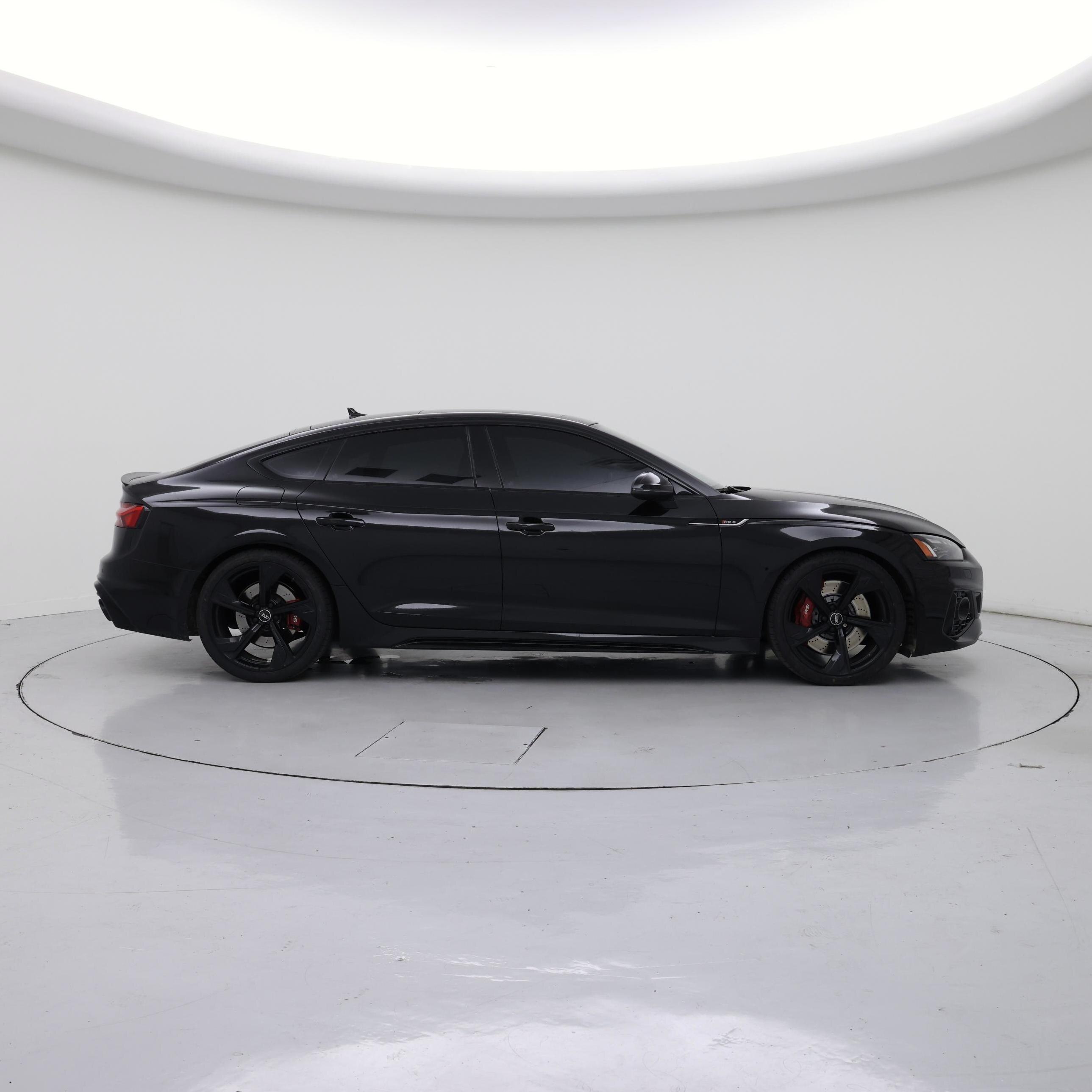 Thumbnail: 2022 Audi RS 5 - 7