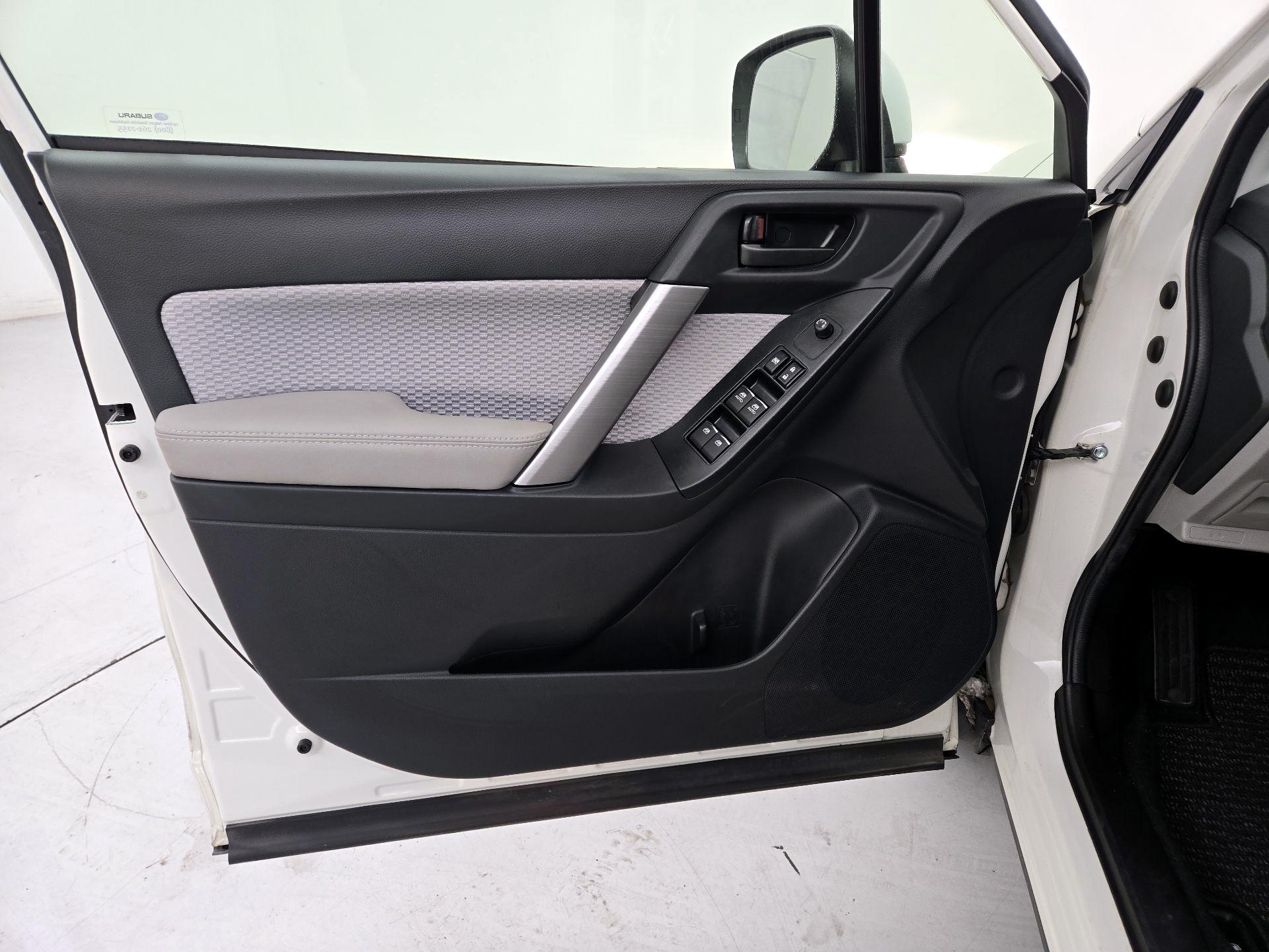 Thumbnail: 2018 Subaru Forester - 12