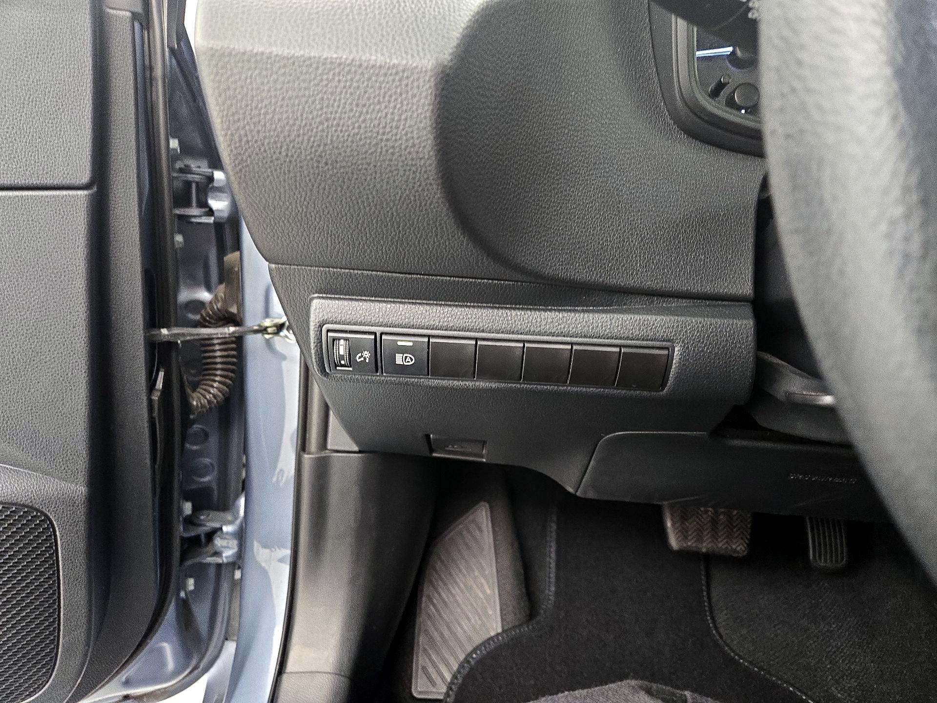 Thumbnail: 2024 Toyota Corolla - 13