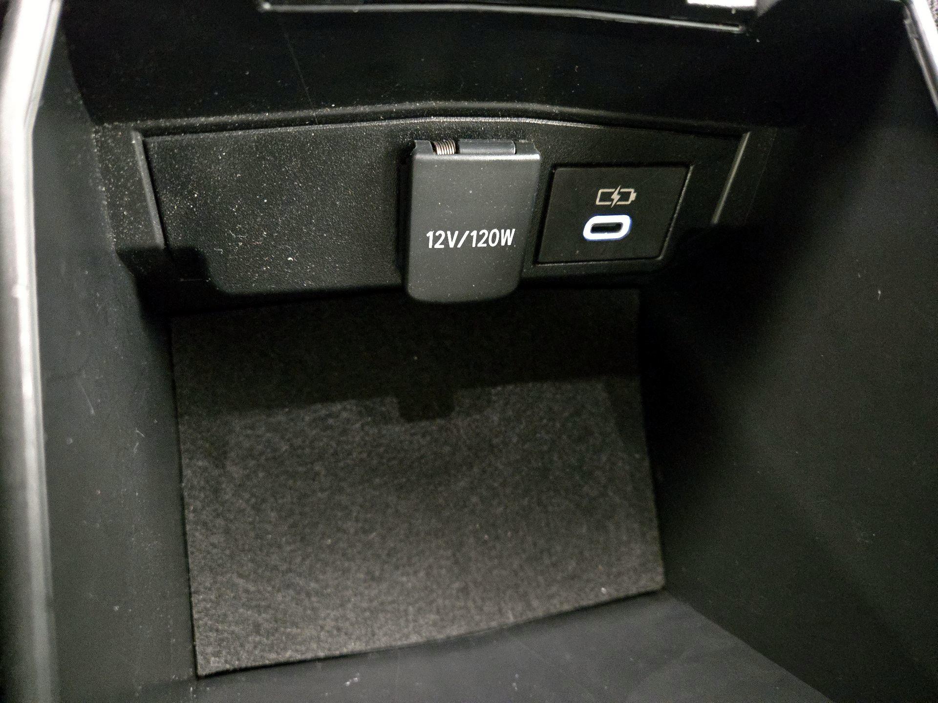 Thumbnail: 2024 Toyota Corolla - 18