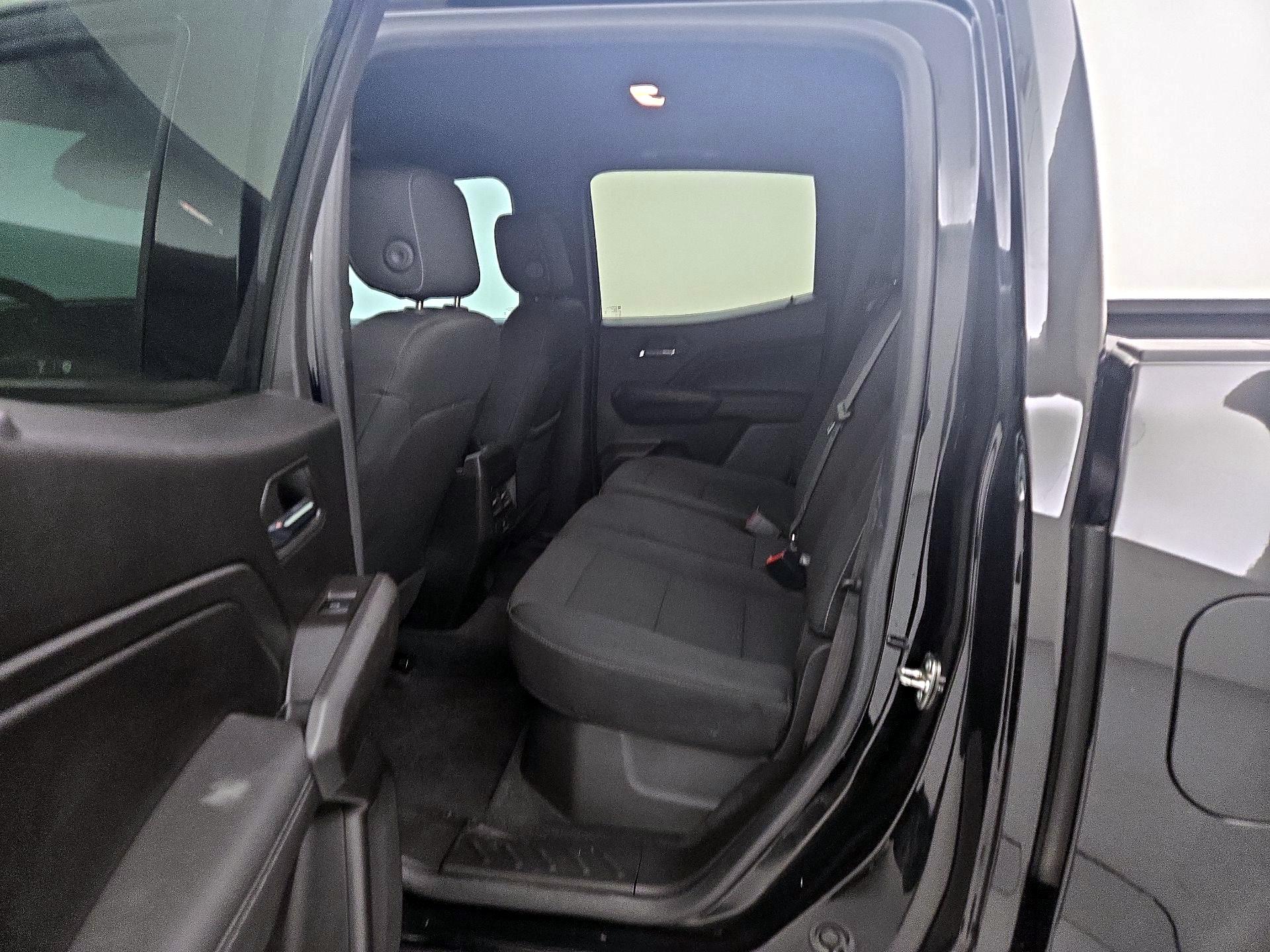 Thumbnail: 2023 Chevrolet Colorado - 19